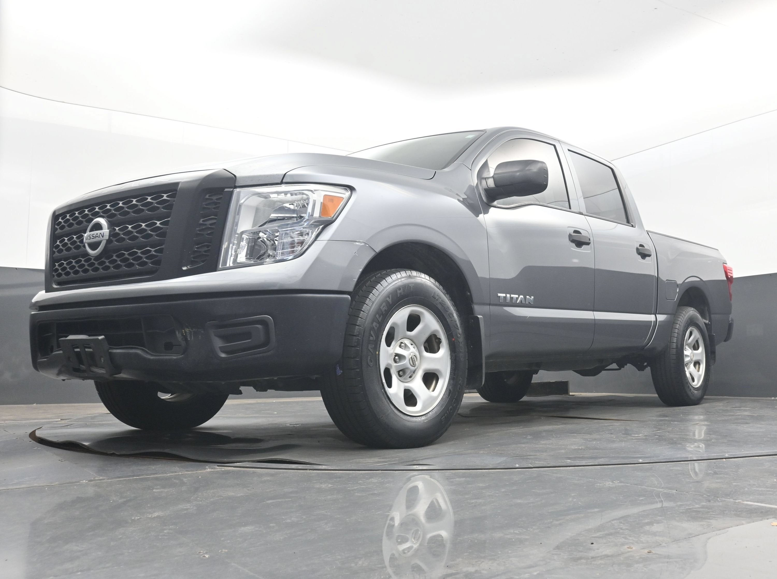 2018 Nissan TITAN S