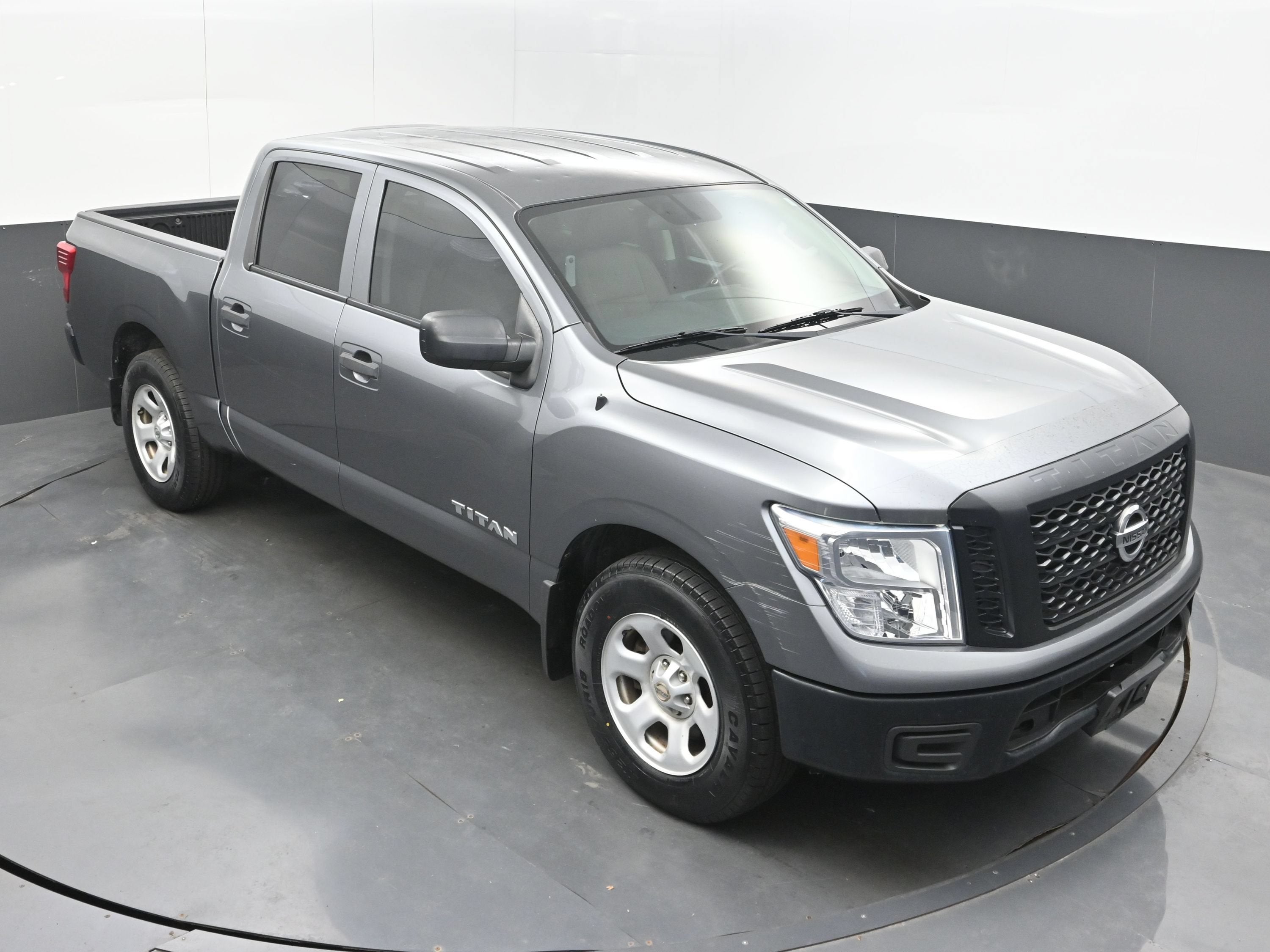 2018 Nissan TITAN S