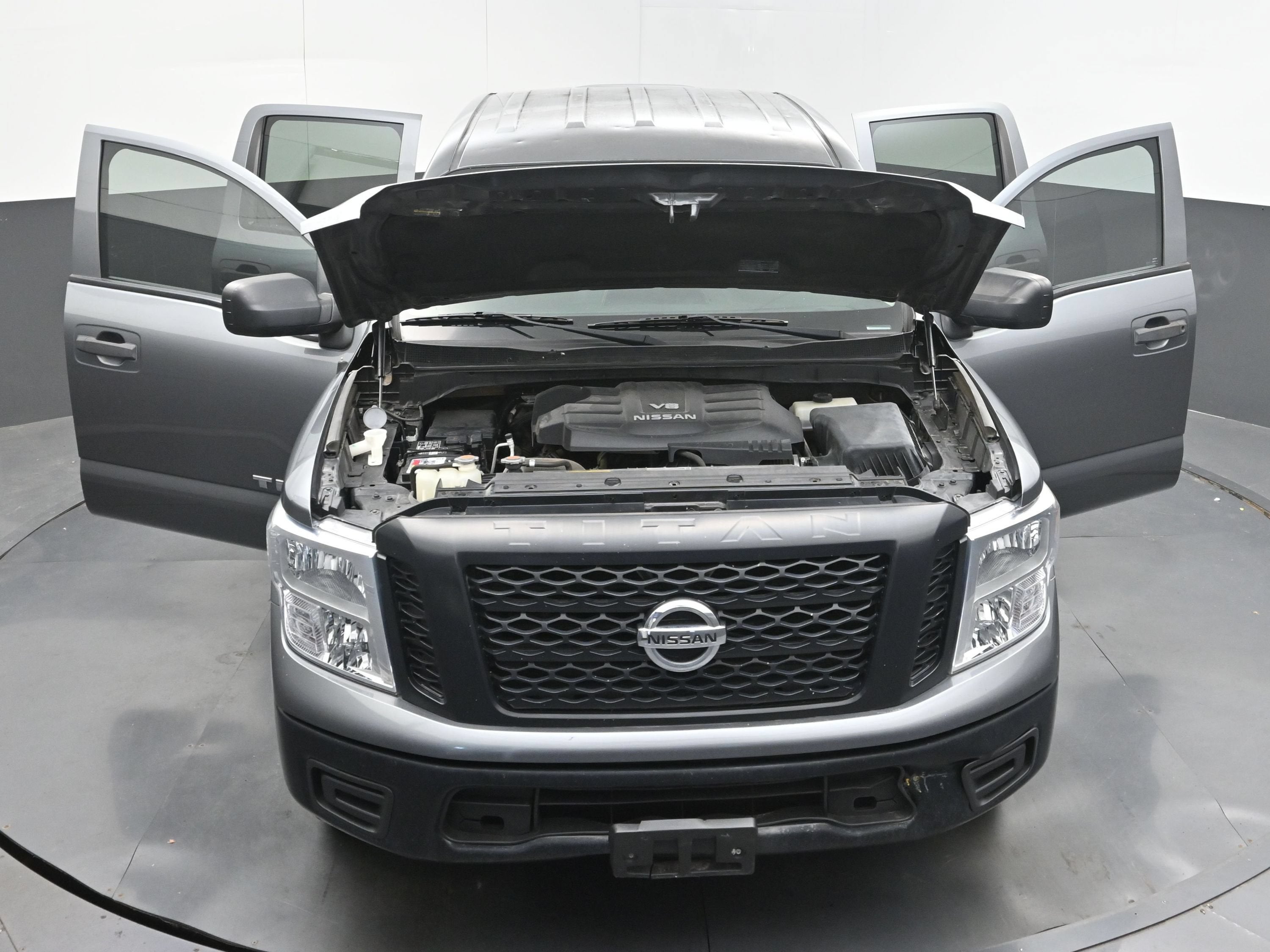 2018 Nissan TITAN S