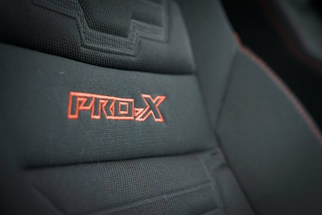 2025 Nissan Frontier Crew Cab PRO-X 4x2