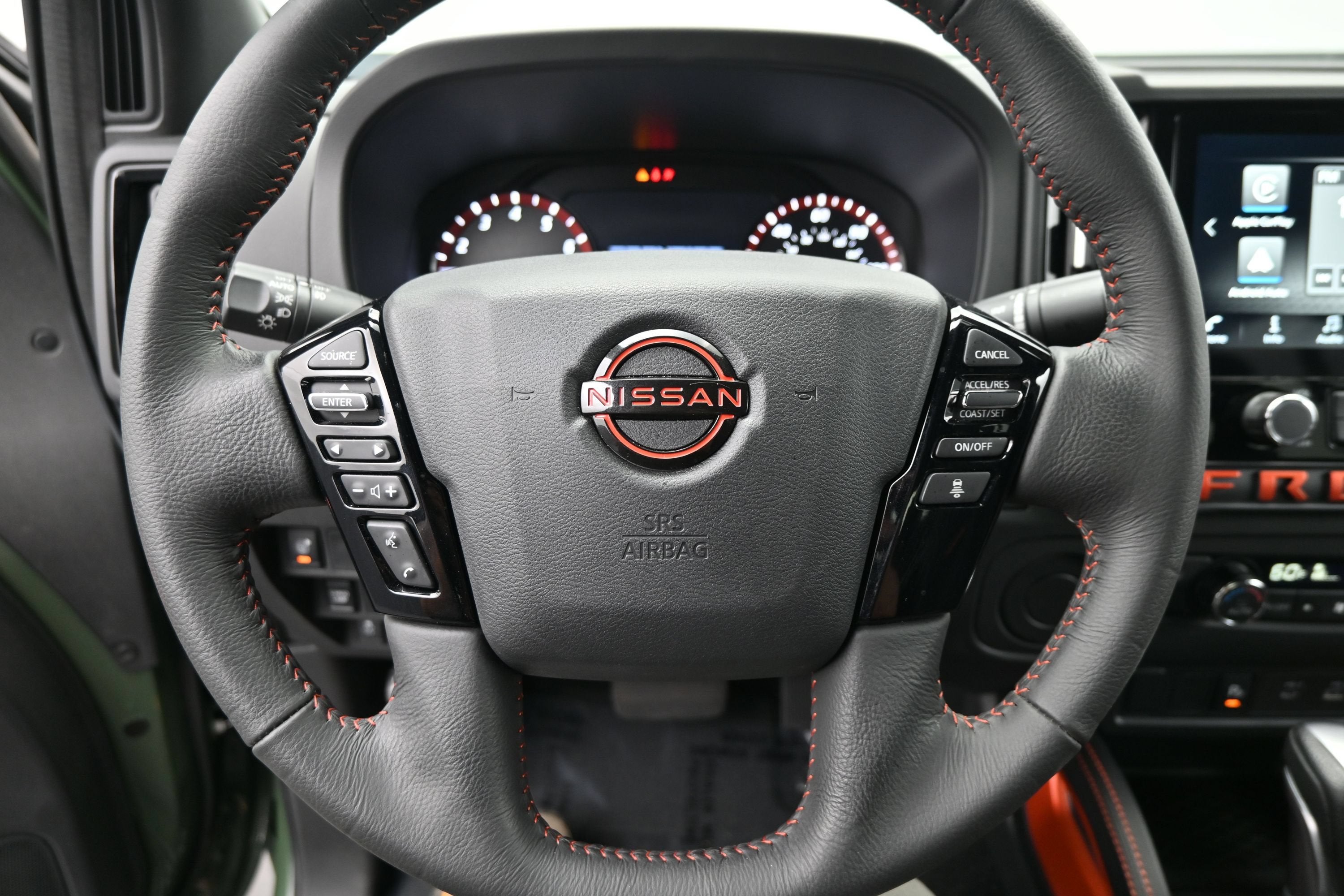 2025 Nissan Frontier Crew Cab PRO-X 4x2
