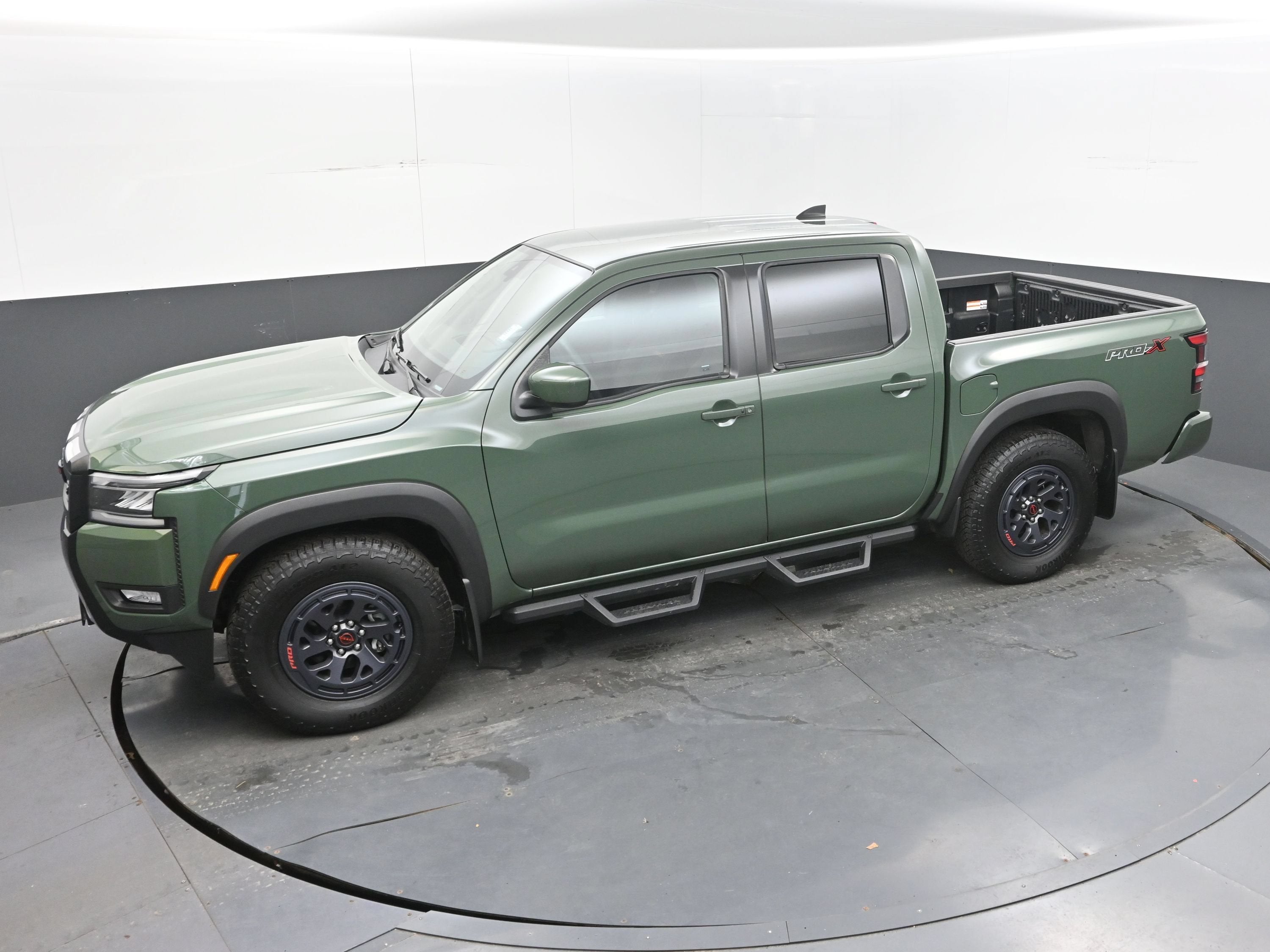 2025 Nissan Frontier Crew Cab PRO-X 4x2