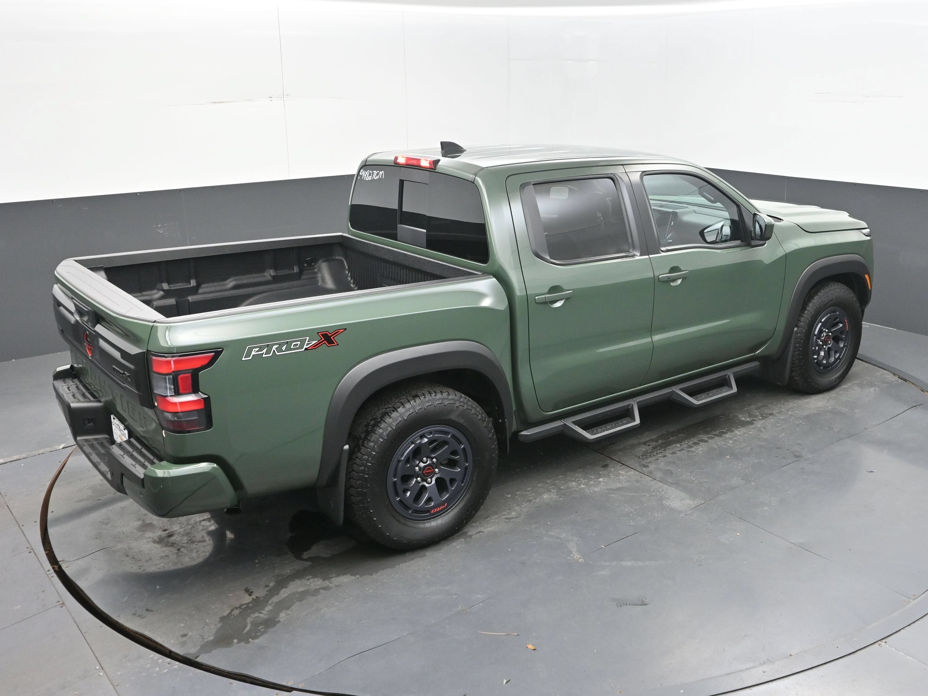 2025 Nissan Frontier Crew Cab PRO-X 4x2