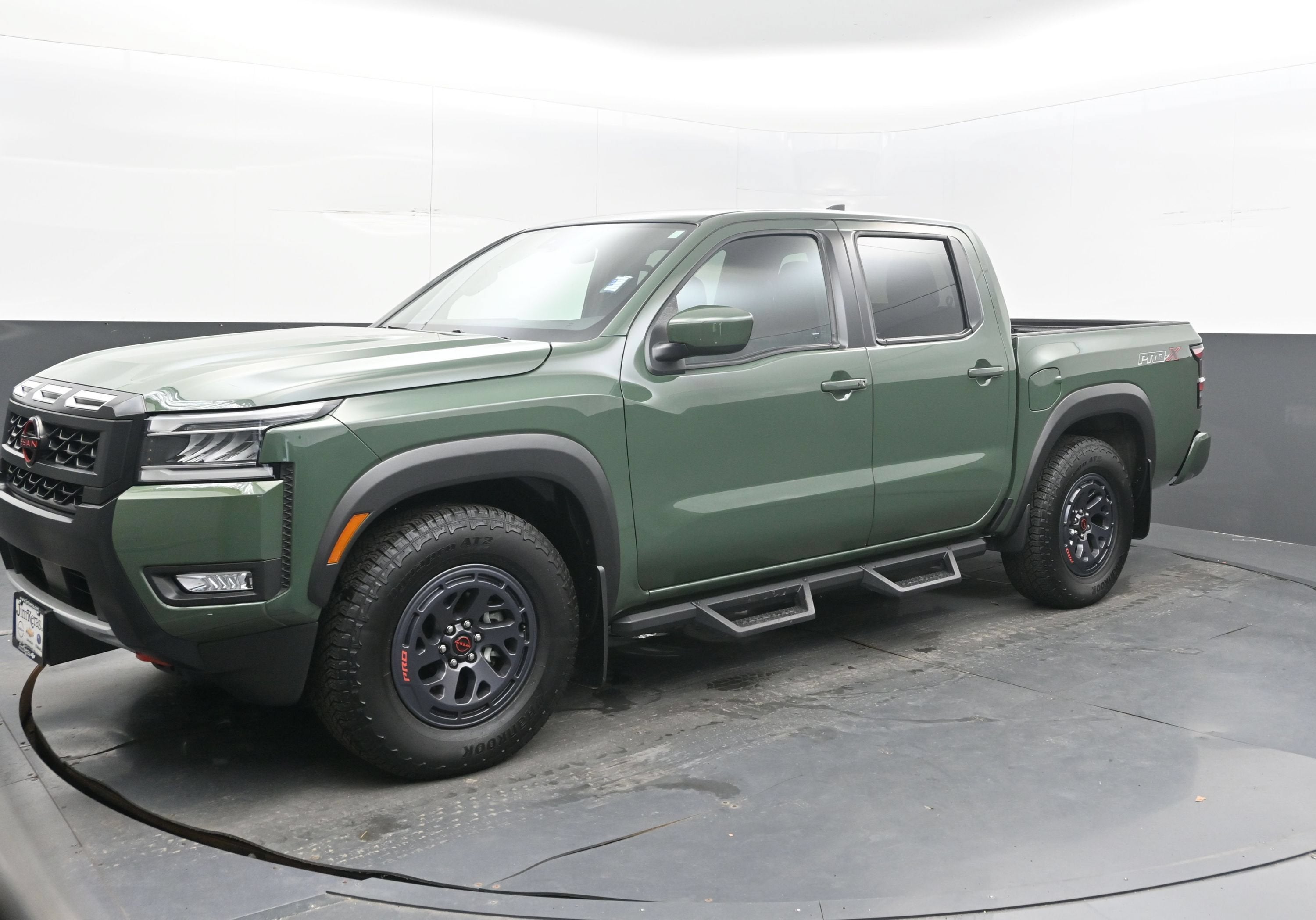 2025 Nissan Frontier Crew Cab PRO-X 4x2