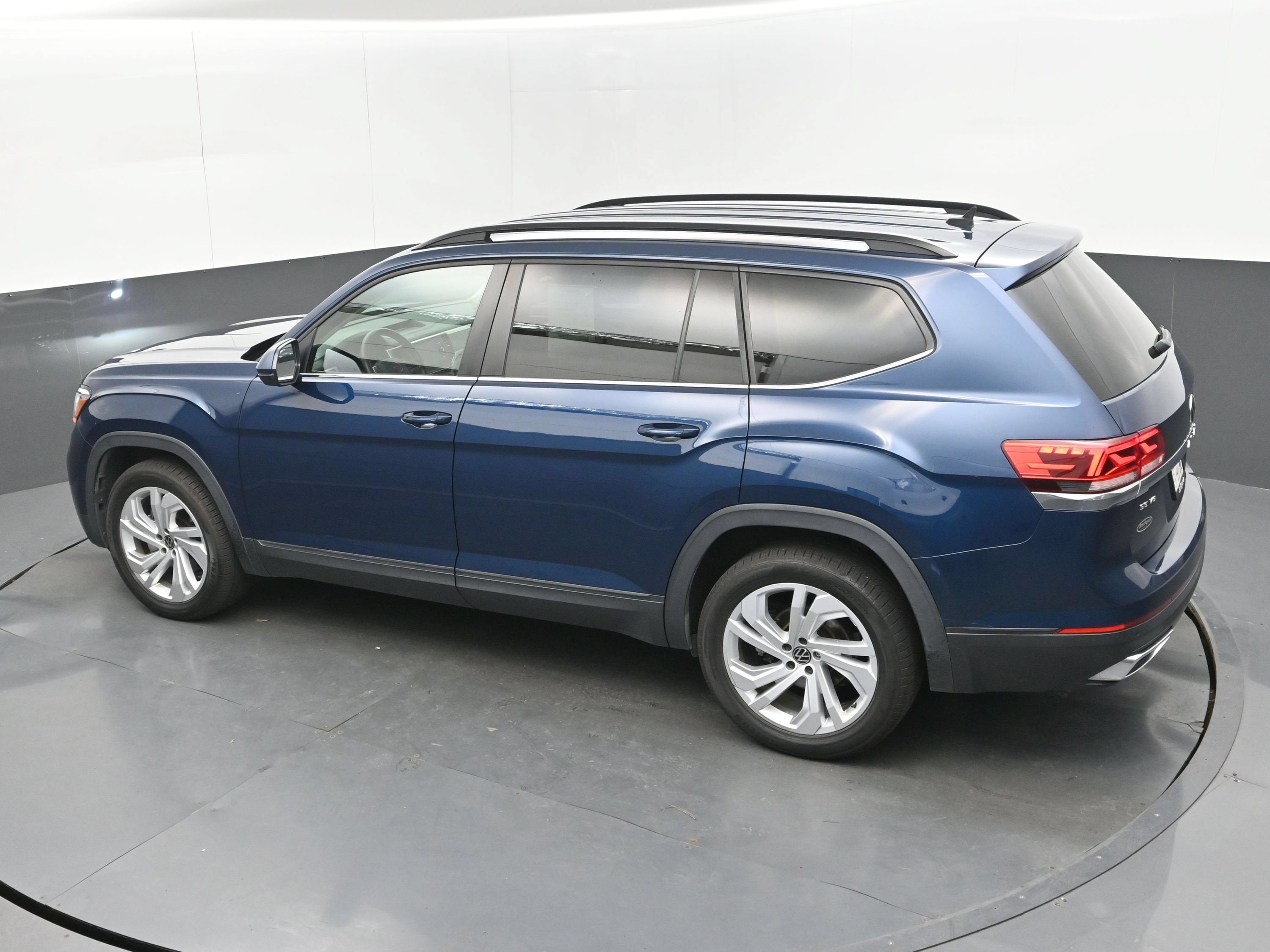 2021 Volkswagen Atlas 3.6L V6 SE w/Technology