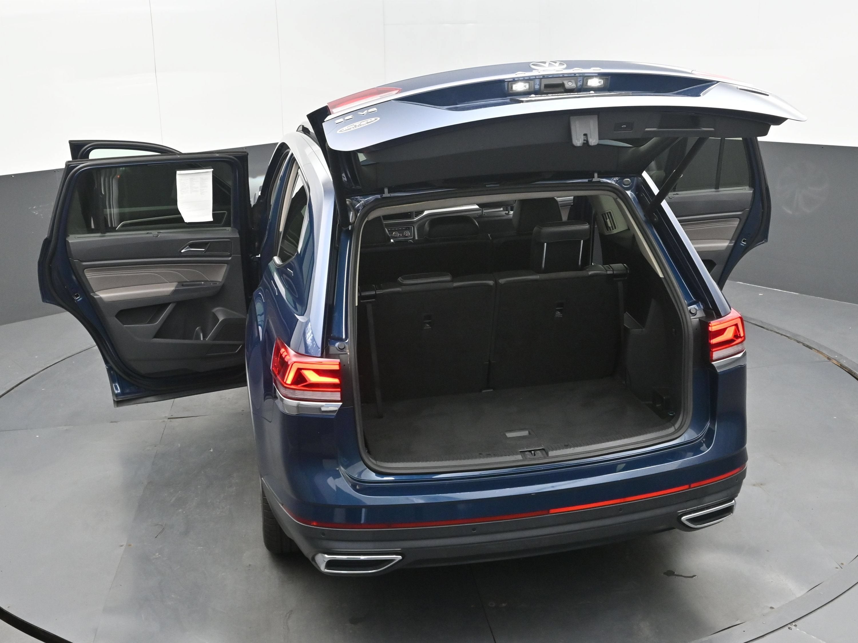 2021 Volkswagen Atlas 3.6L V6 SE w/Technology