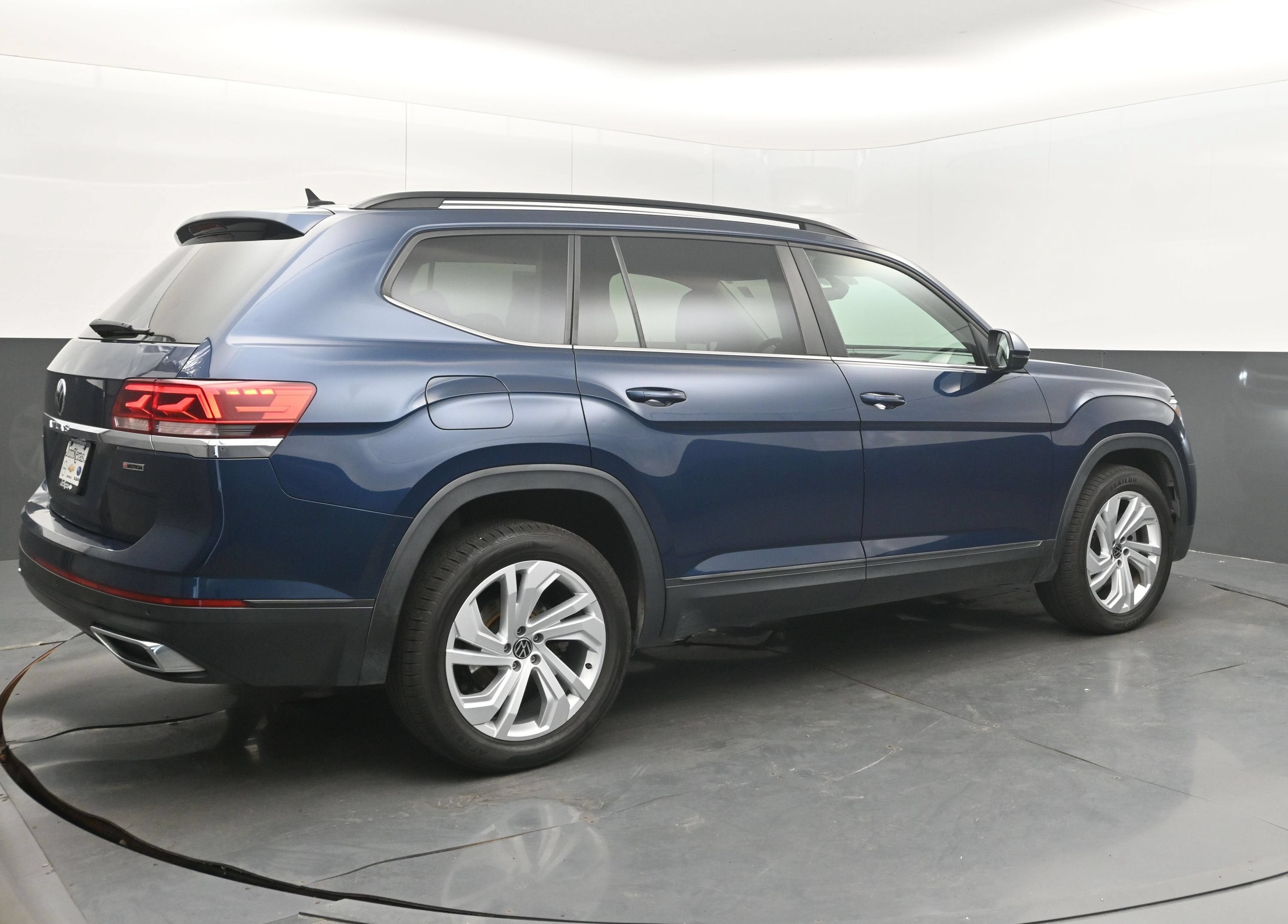 2021 Volkswagen Atlas 3.6L V6 SE w/Technology