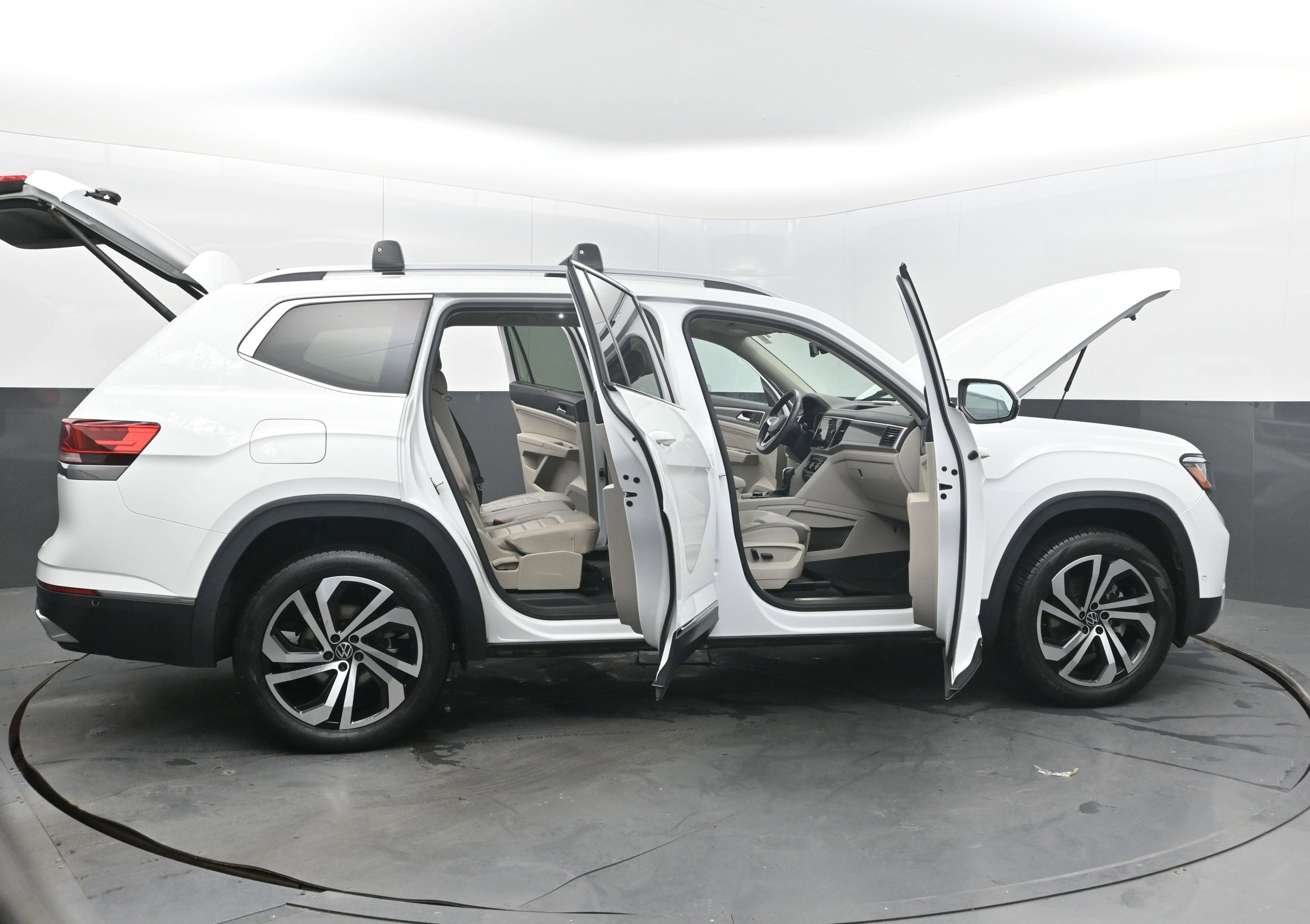 2021 Volkswagen Atlas 3.6L V6 SEL Premium