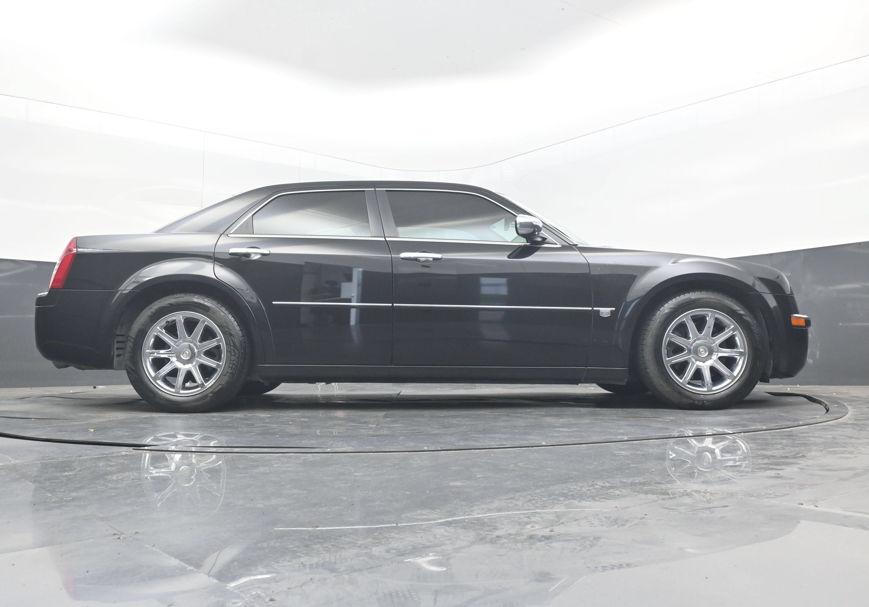 2005 Chrysler 300 300C