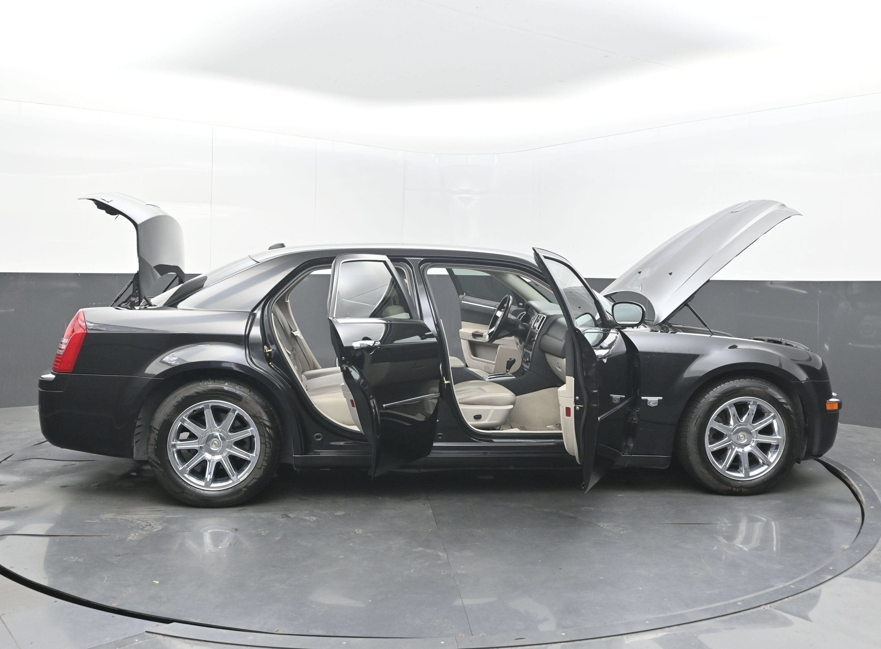 2005 Chrysler 300 300C