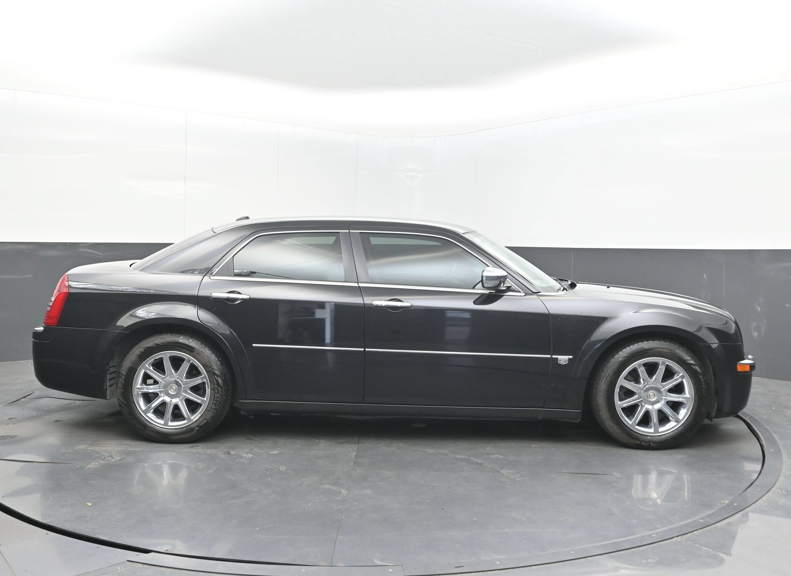 2005 Chrysler 300 300C