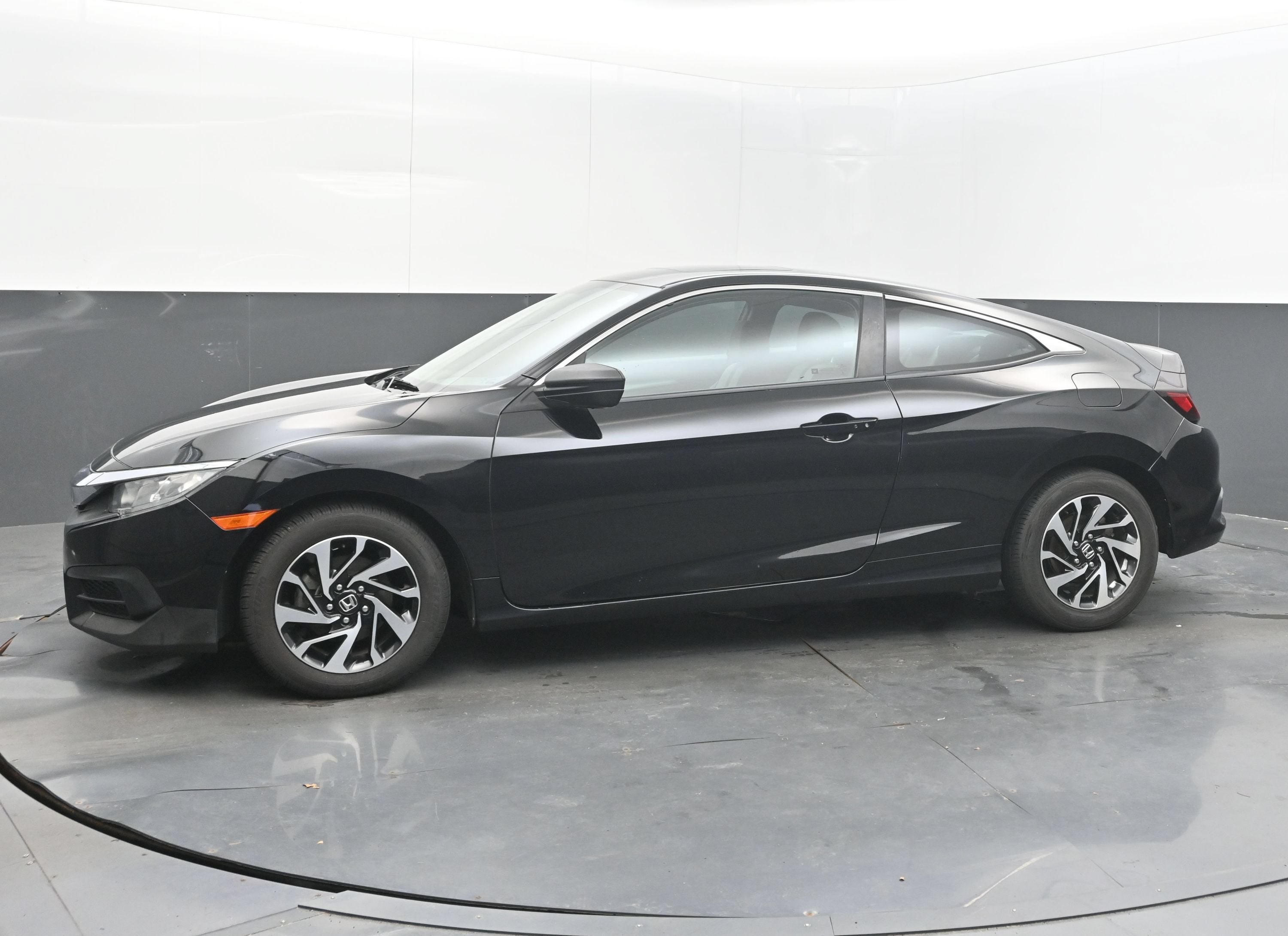 2016 Honda Civic LX-P