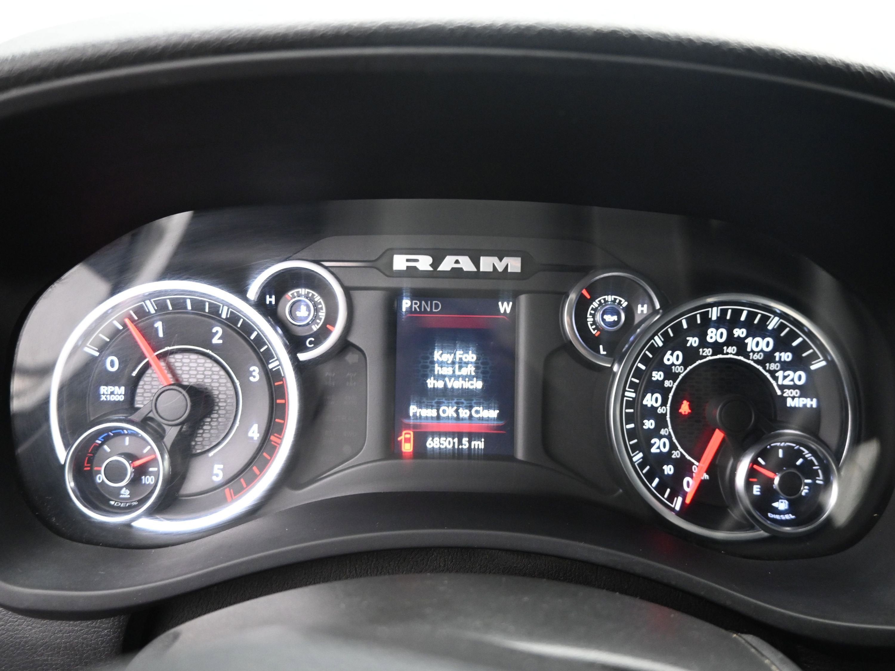 2023 RAM 2500 Tradesman Crew Cab 4x4 6'4" Box