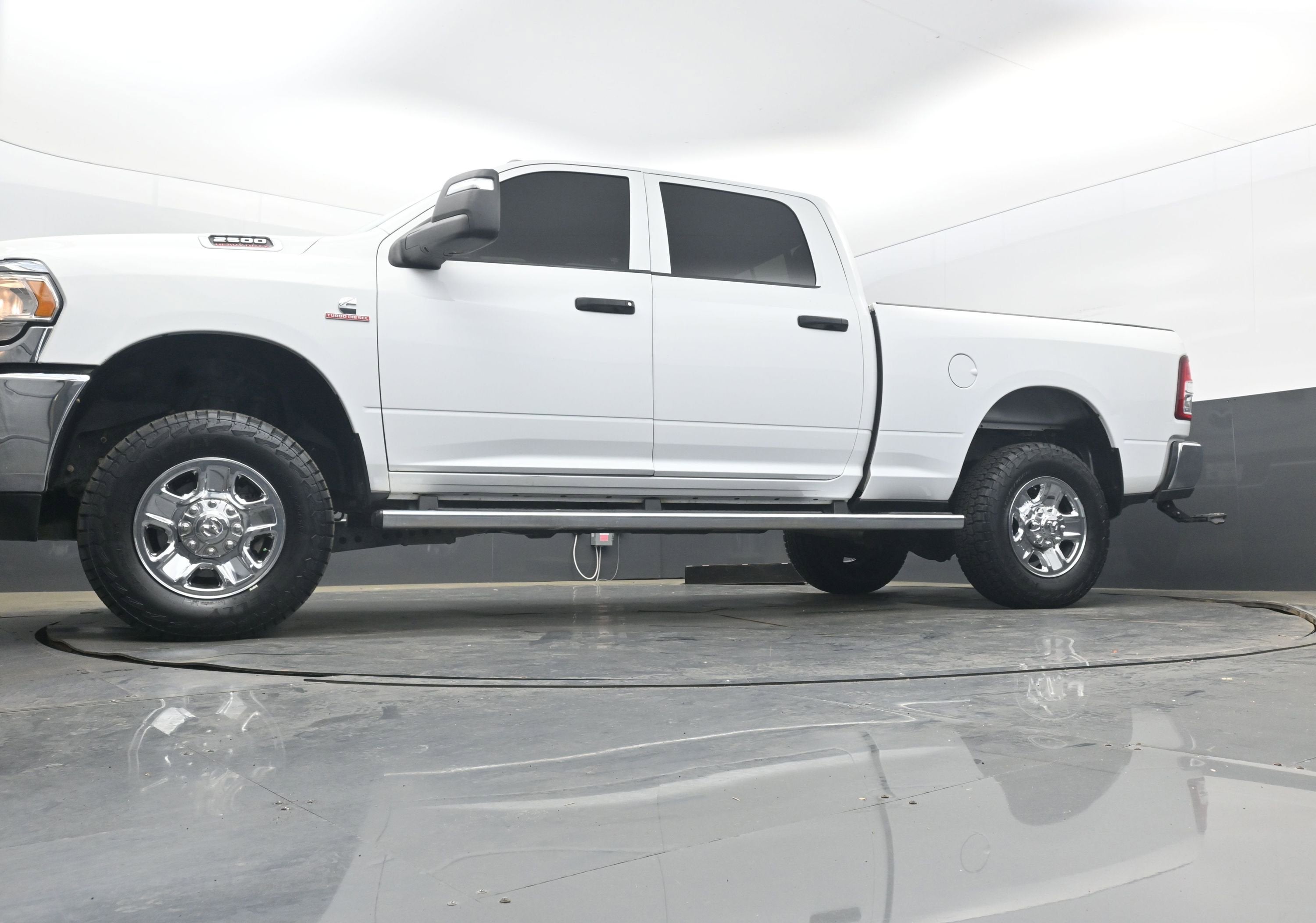 2023 RAM 2500 Tradesman Crew Cab 4x4 6'4" Box