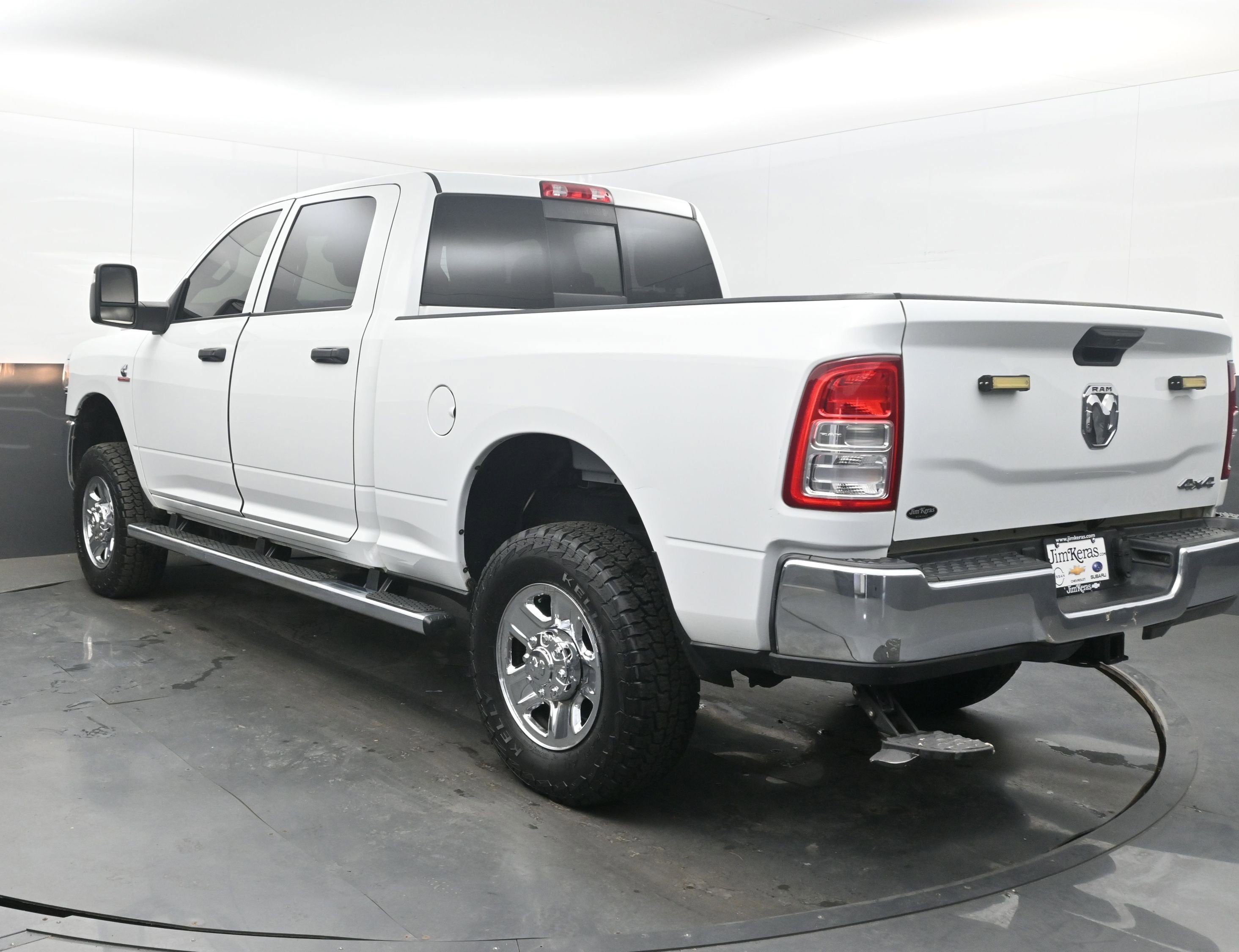 2023 RAM 2500 Tradesman Crew Cab 4x4 6'4" Box