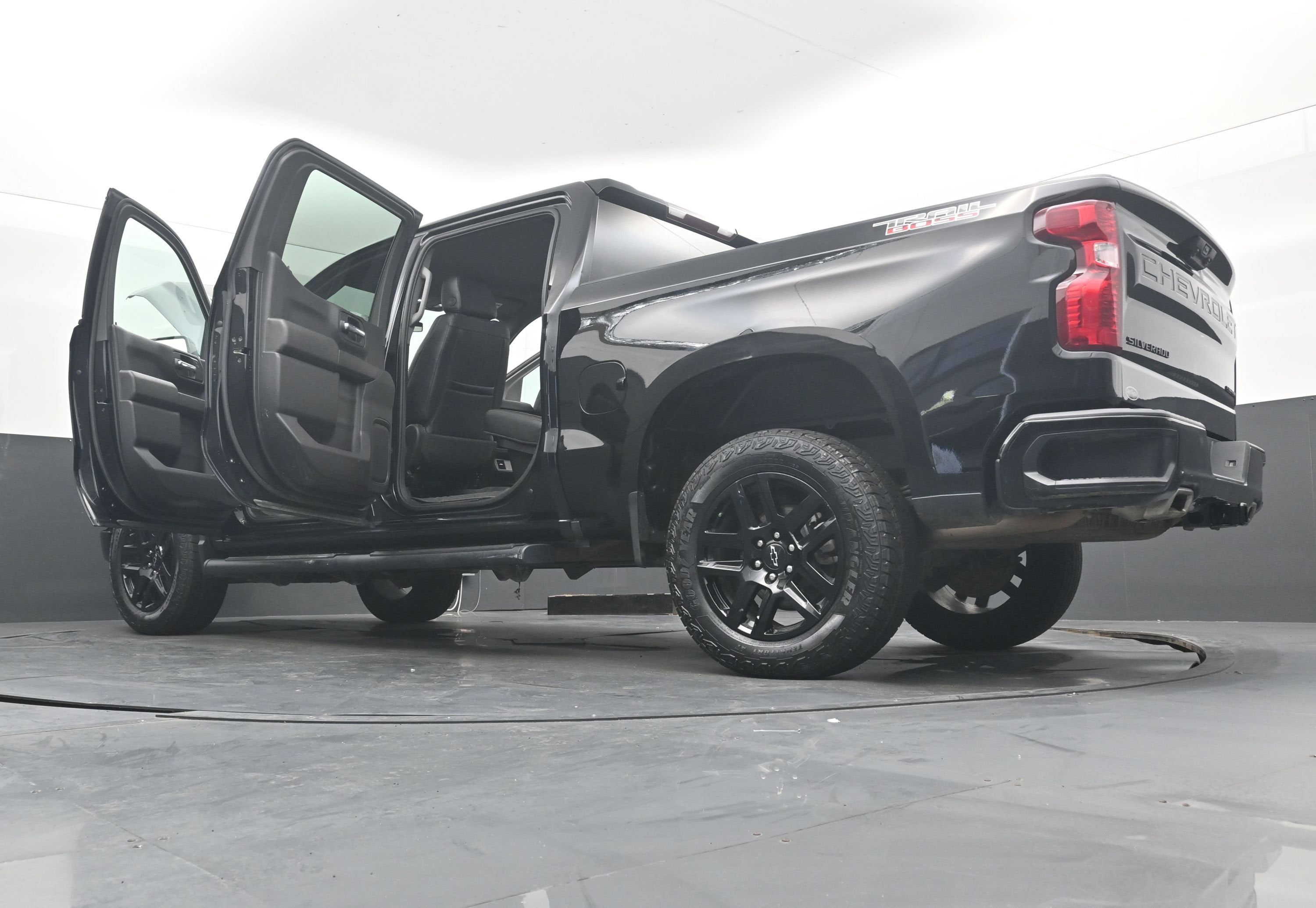 2023 Chevrolet Silverado 1500 Custom Trail Boss