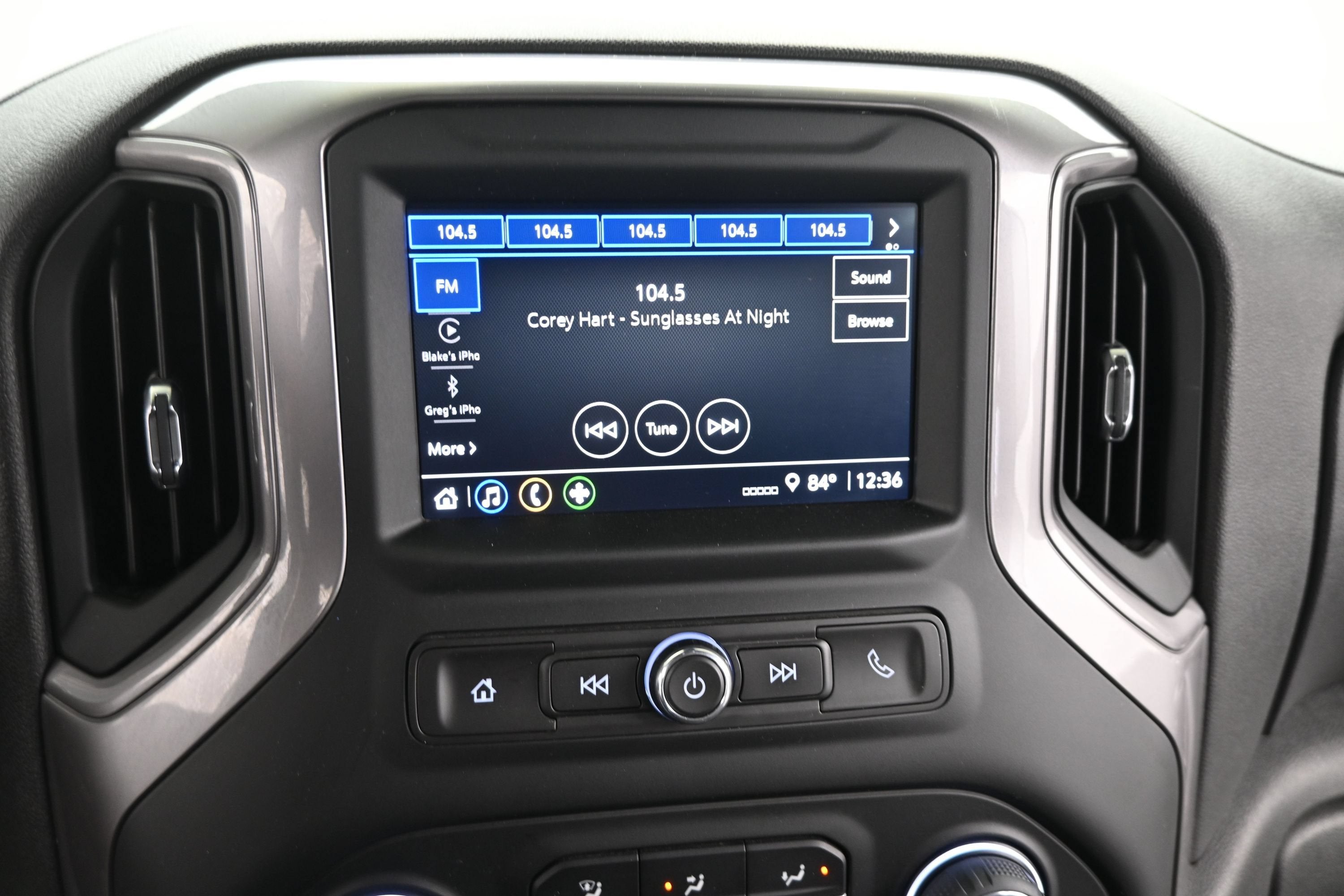 2022 Chevrolet Silverado 1500 Custom Trail Boss