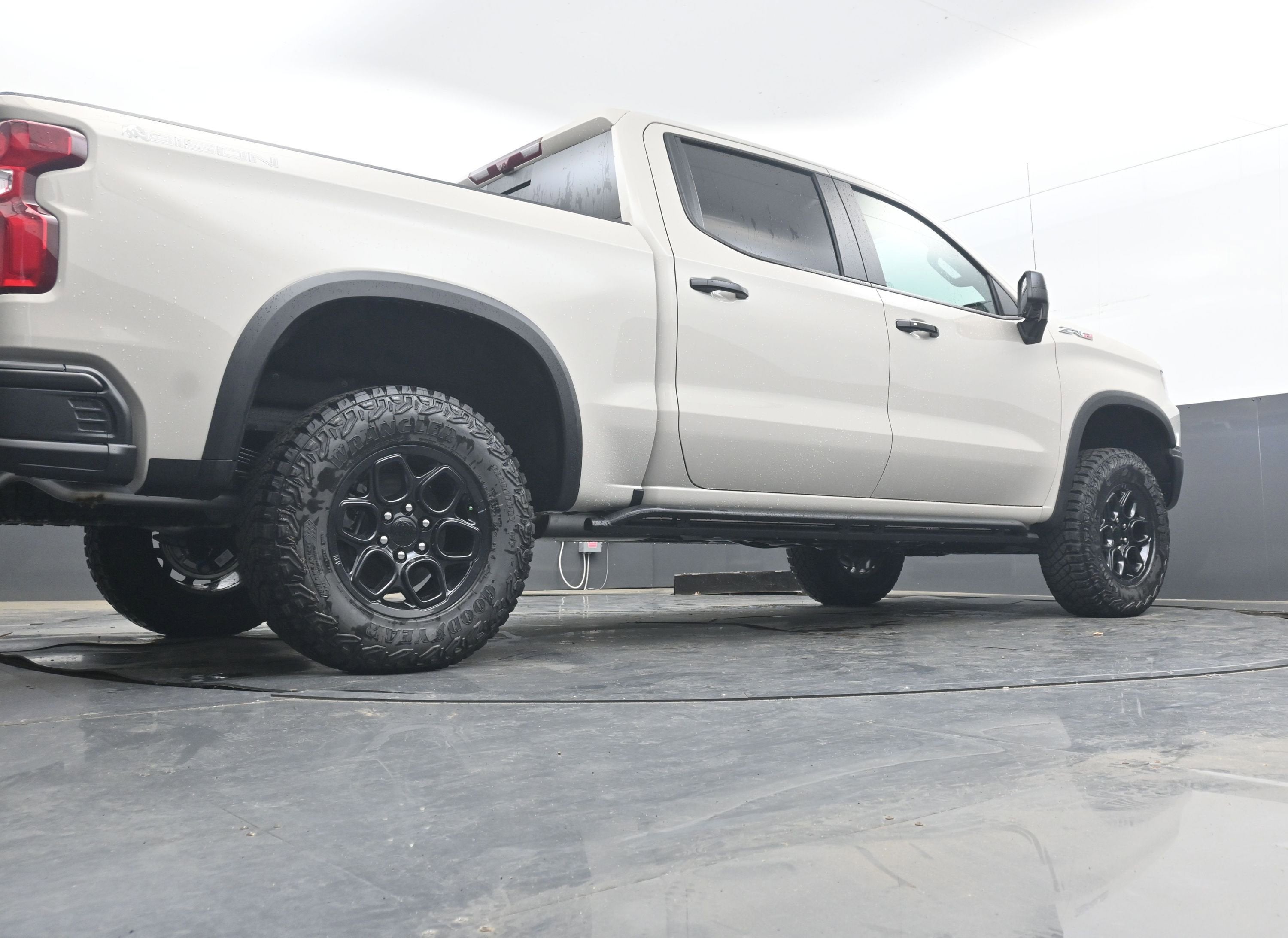 2026 Chevrolet Silverado 1500 ZR2 - Photo 26