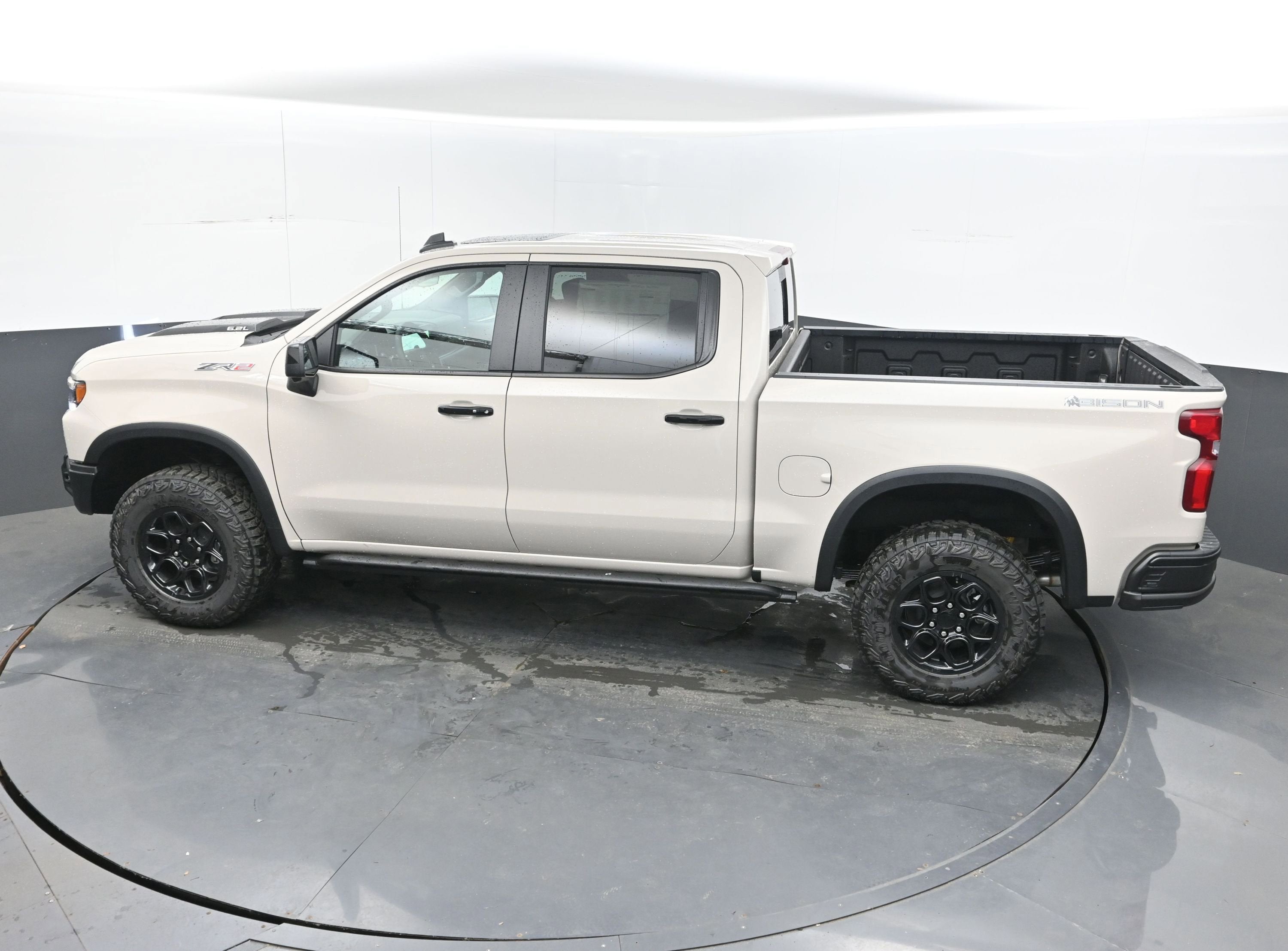 2026 Chevrolet Silverado 1500 ZR2 - Photo 32