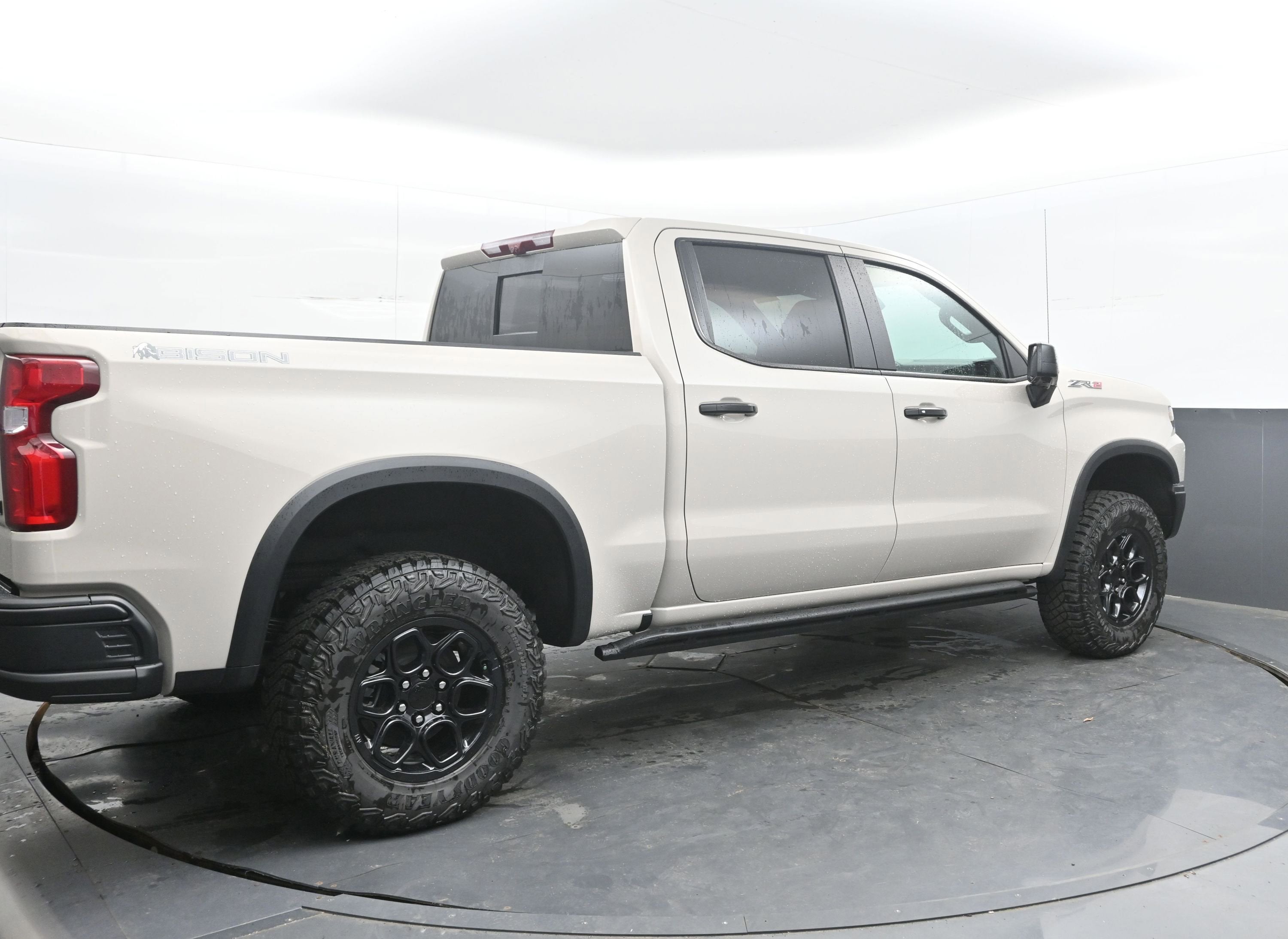 2026 Chevrolet Silverado 1500 ZR2 - Photo 7