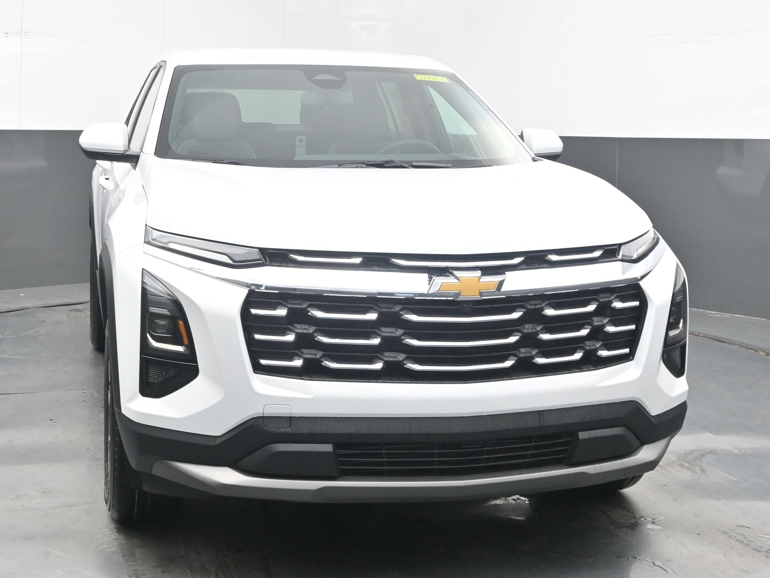 2027 Chevrolet Equinox FWD LT