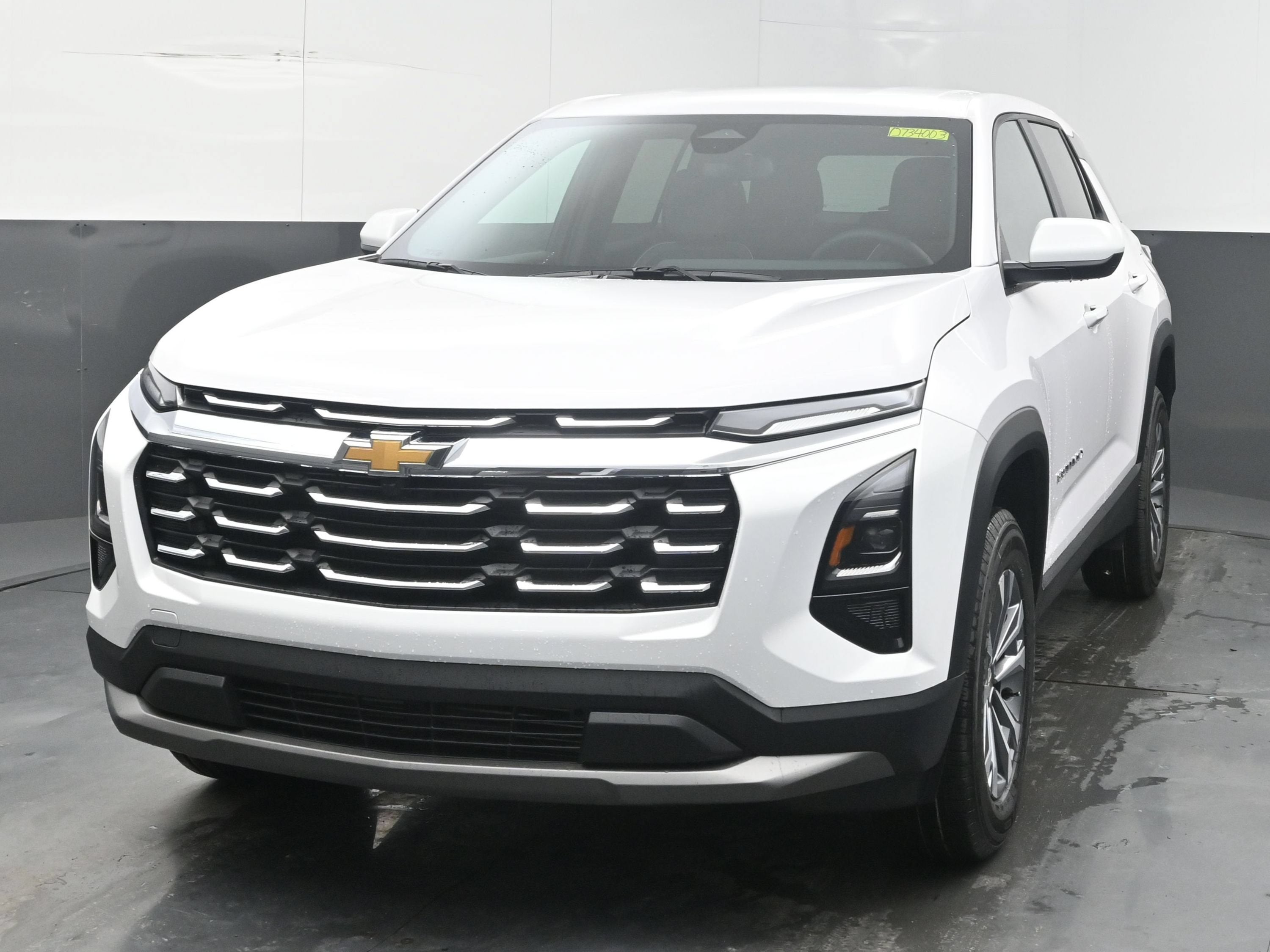 2027 Chevrolet Equinox FWD LT