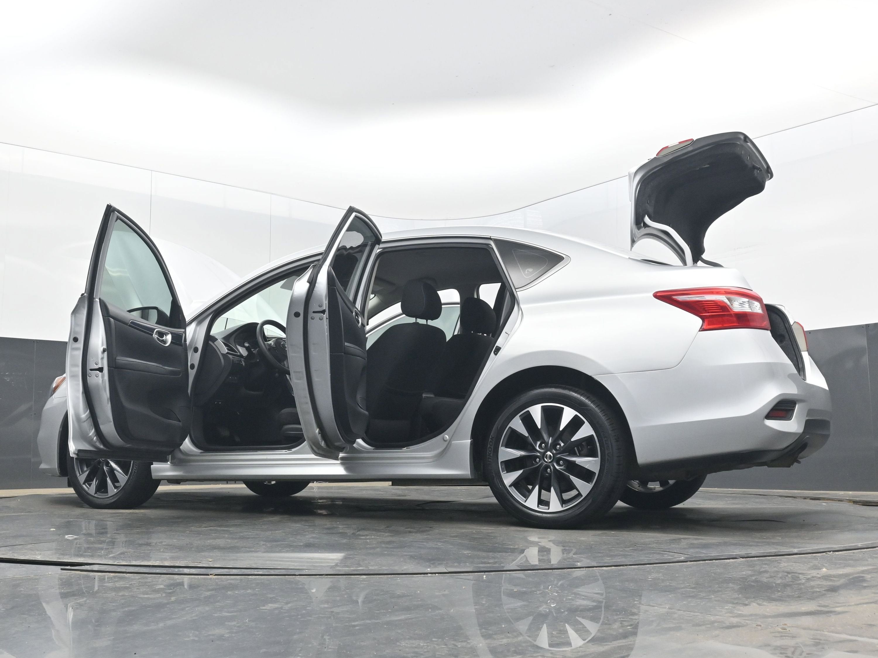 2018 Nissan Sentra SR