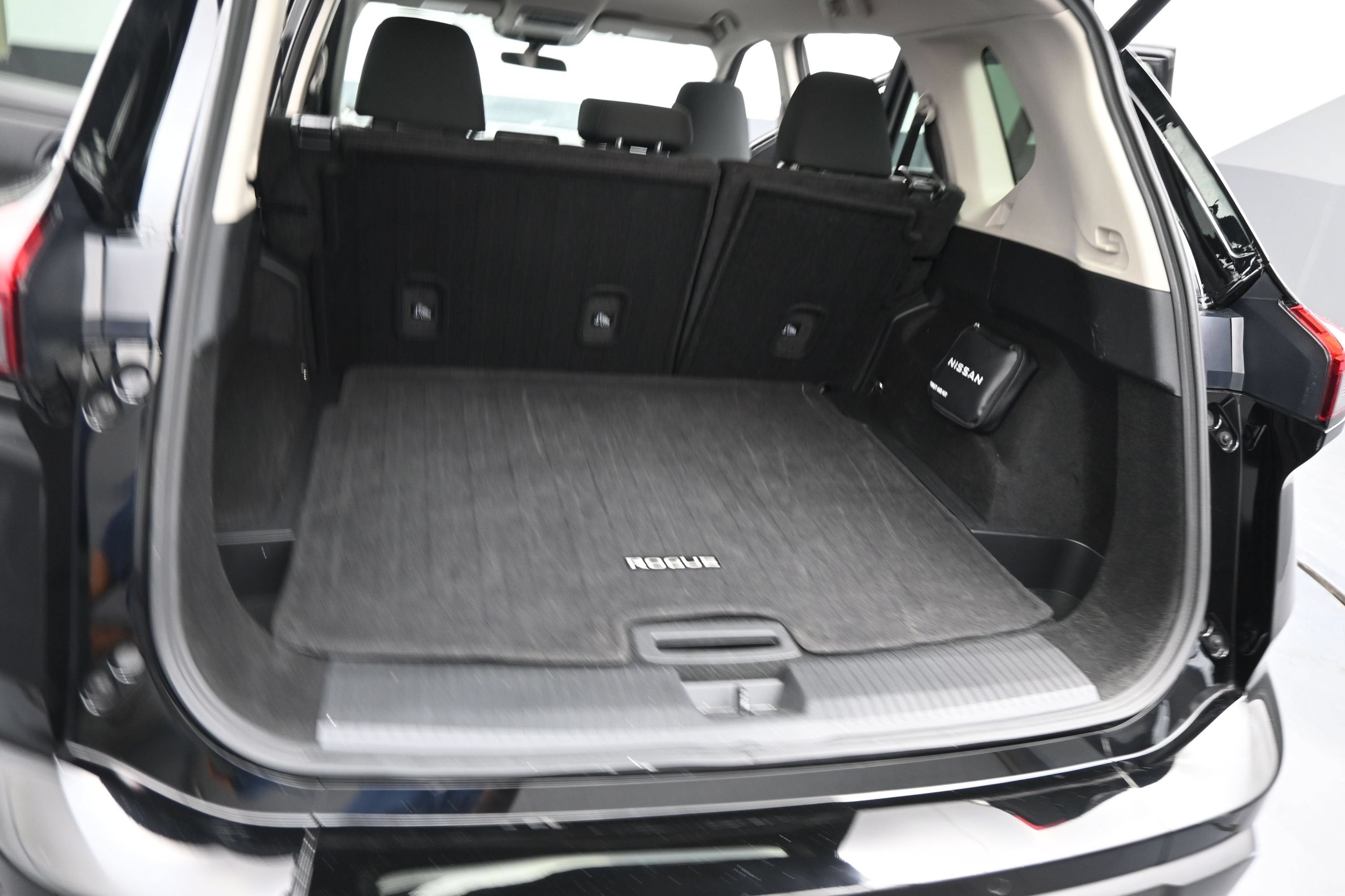 2025 Nissan Rogue SV FWD