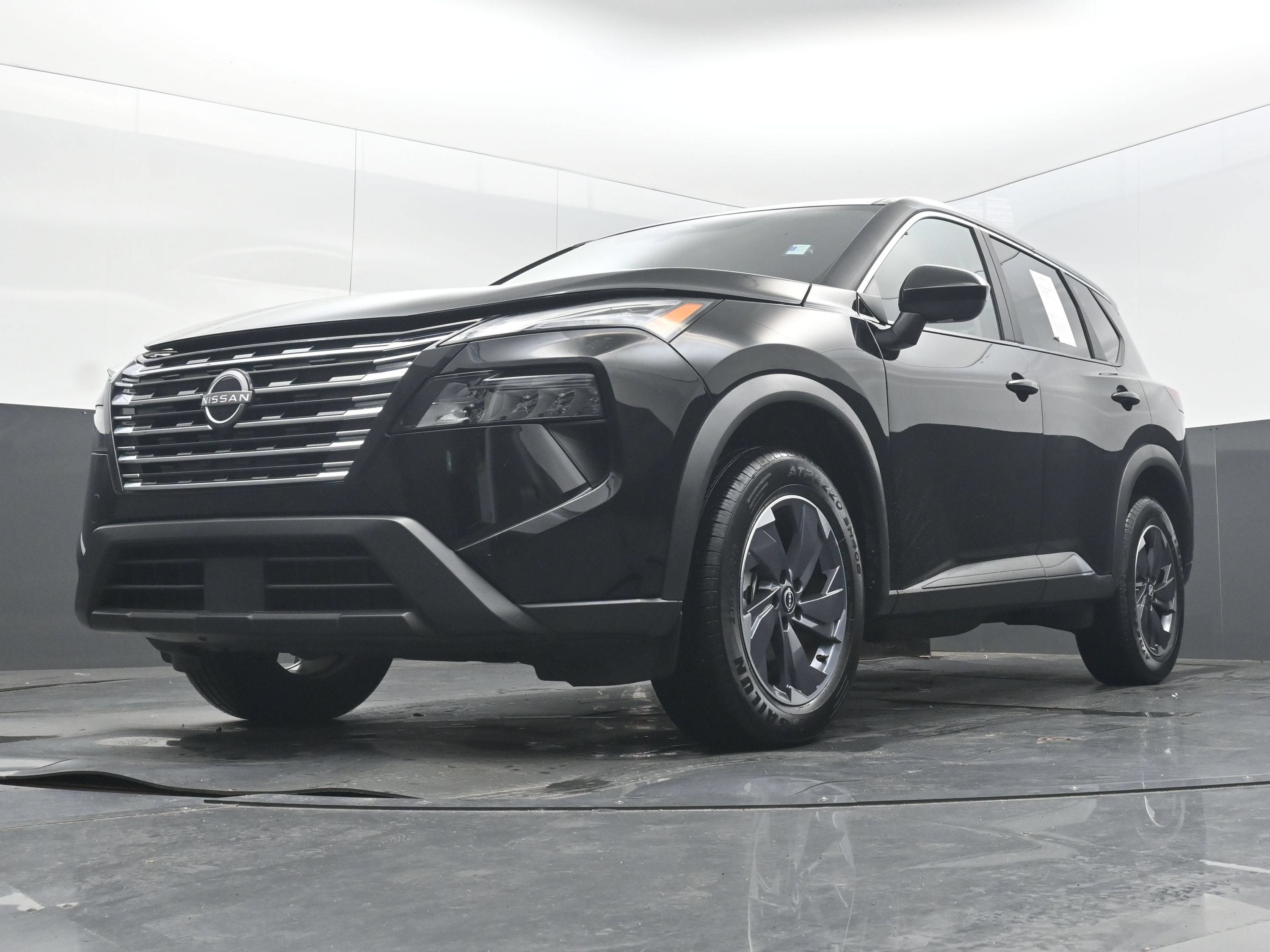 2025 Nissan Rogue SV FWD