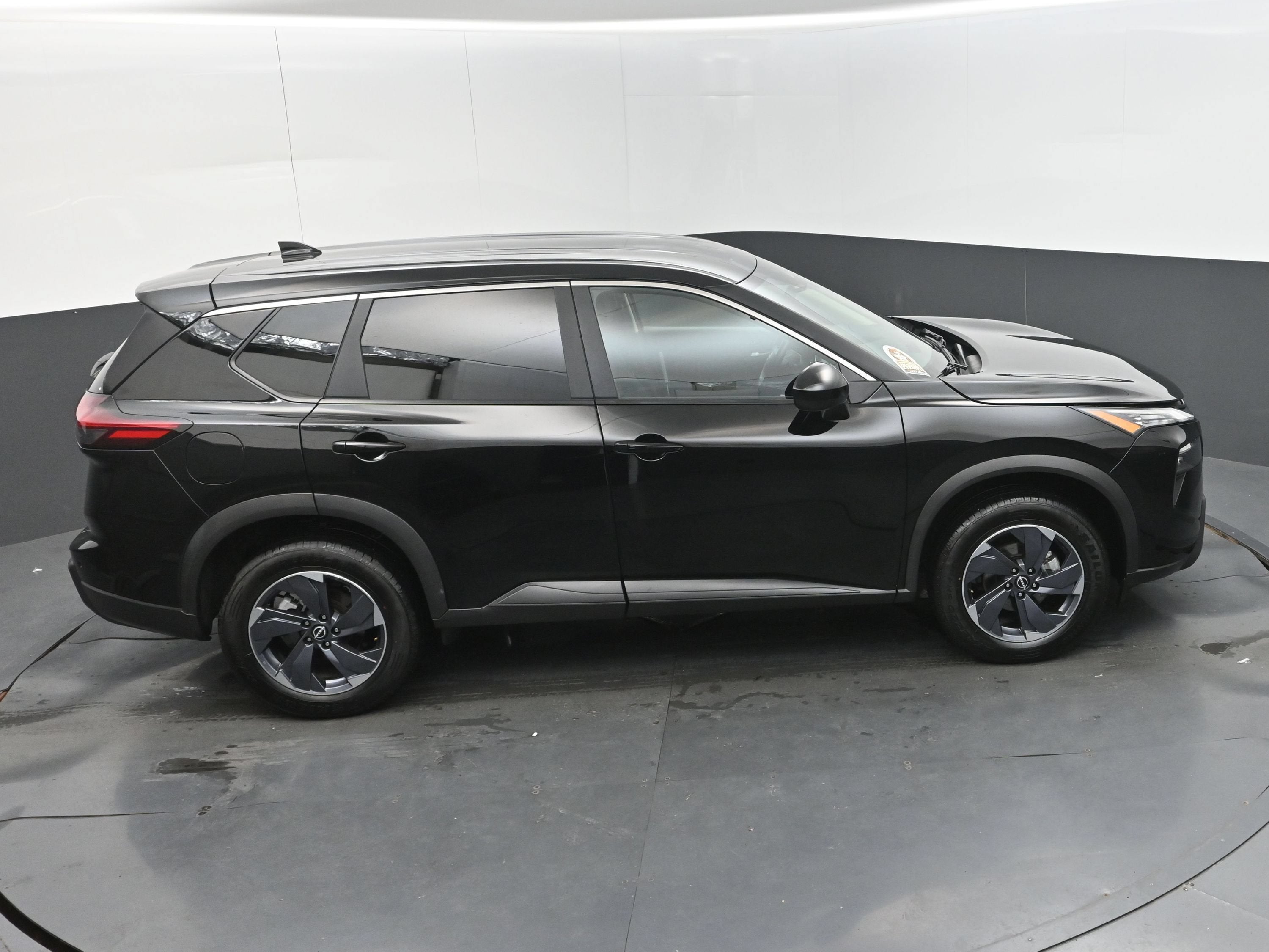 2025 Nissan Rogue SV FWD