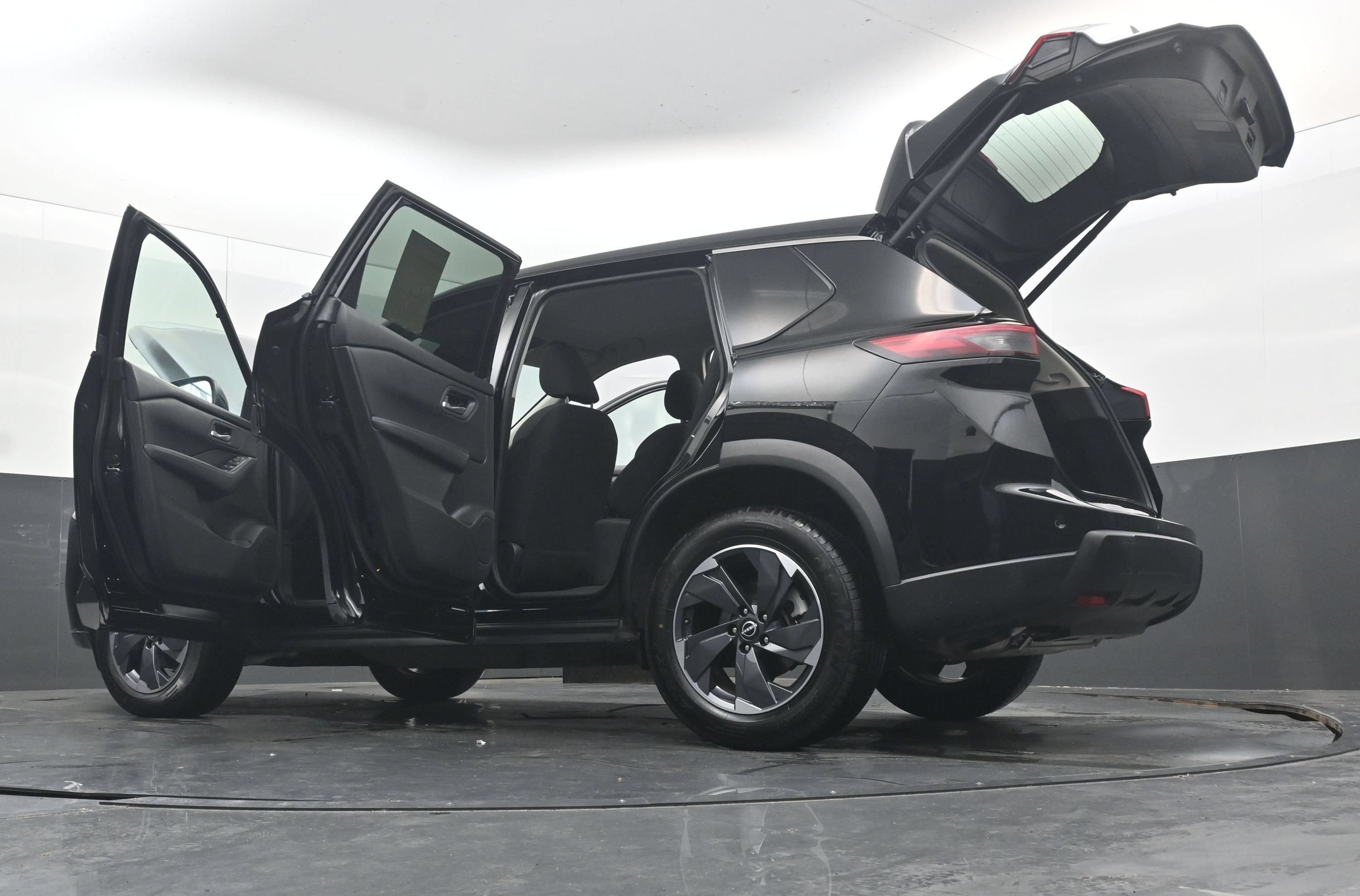 2025 Nissan Rogue SV FWD
