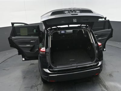 2025 Nissan Rogue SV FWD