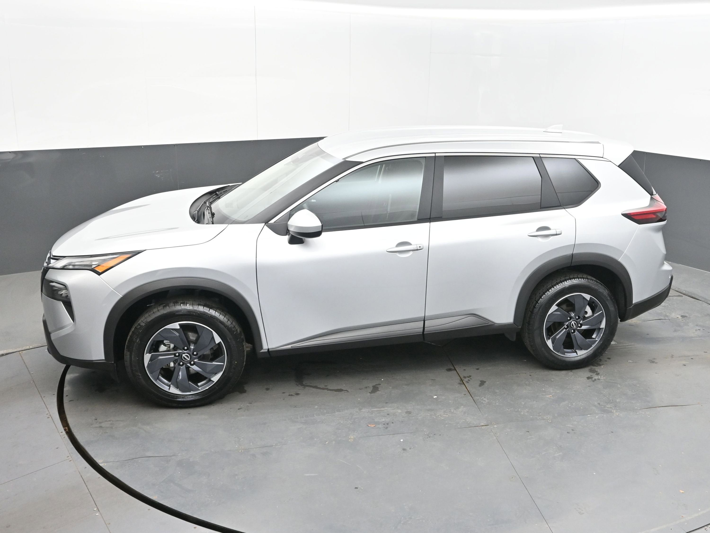 2025 Nissan Rogue SV FWD