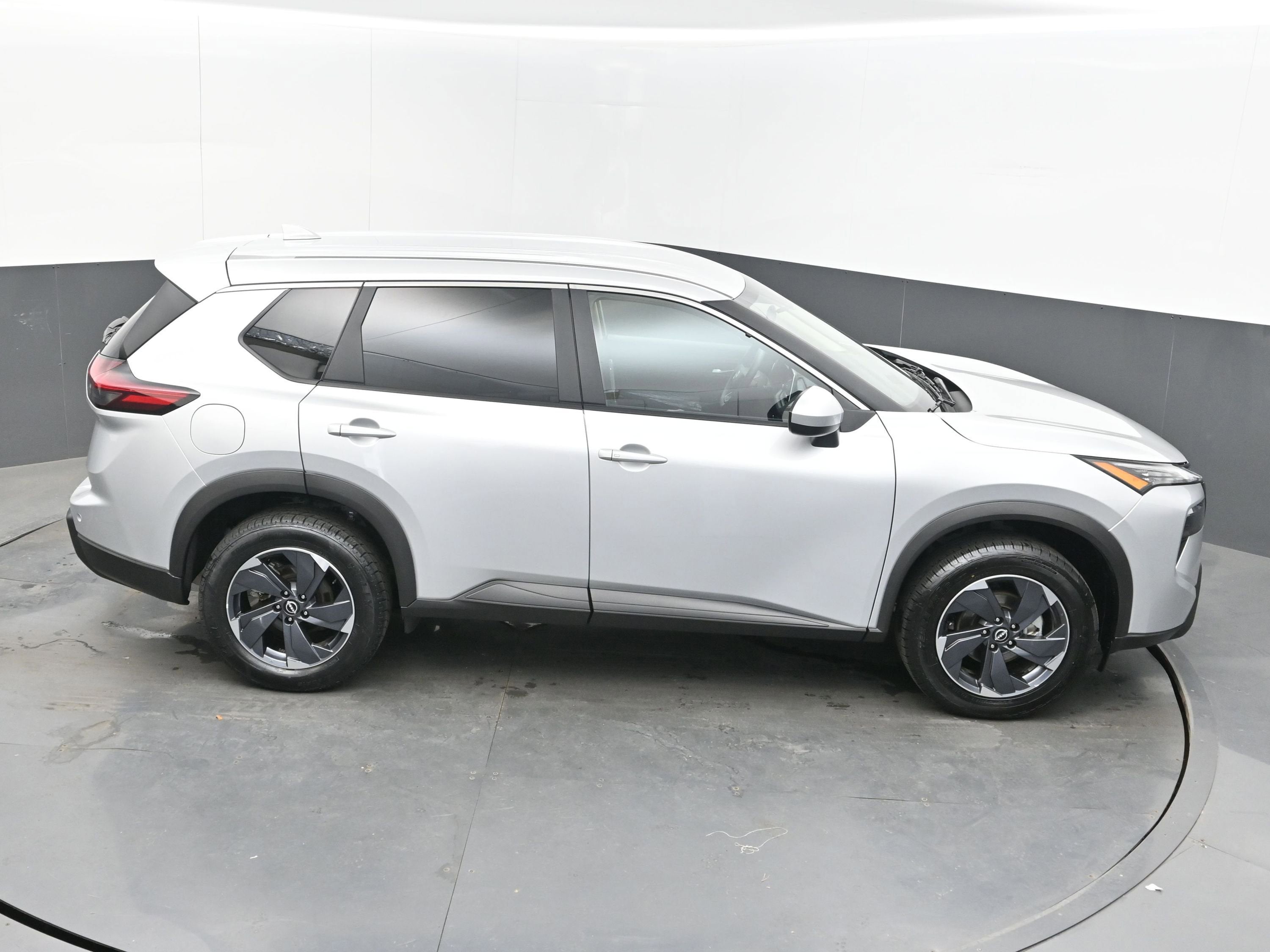 2025 Nissan Rogue SV FWD