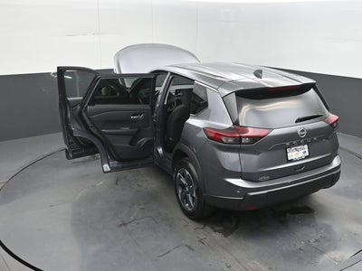 2025 Nissan Rogue SV FWD
