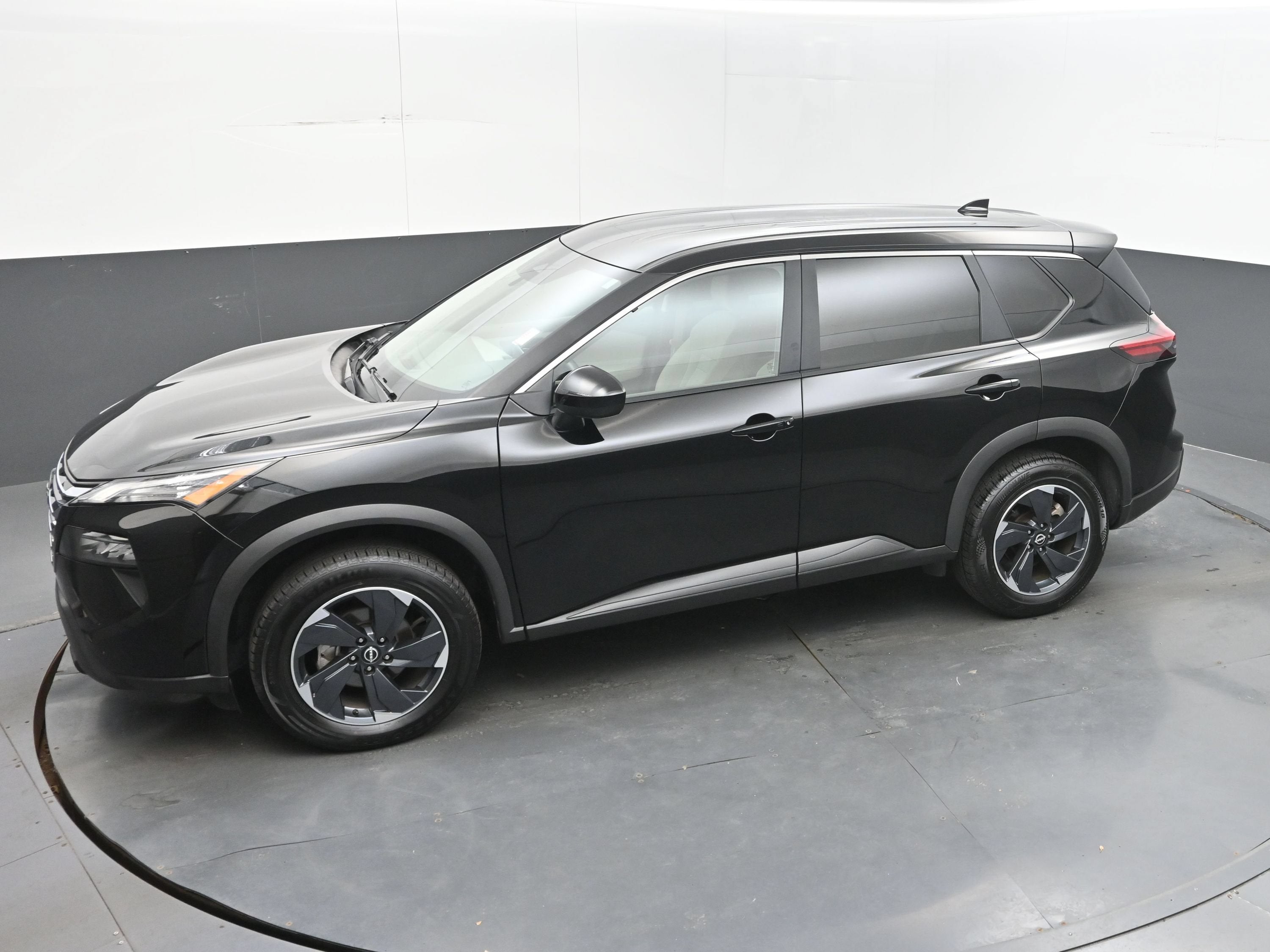 2025 Nissan Rogue SV FWD