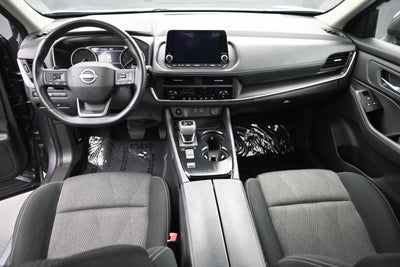 2025 Nissan Rogue SV FWD