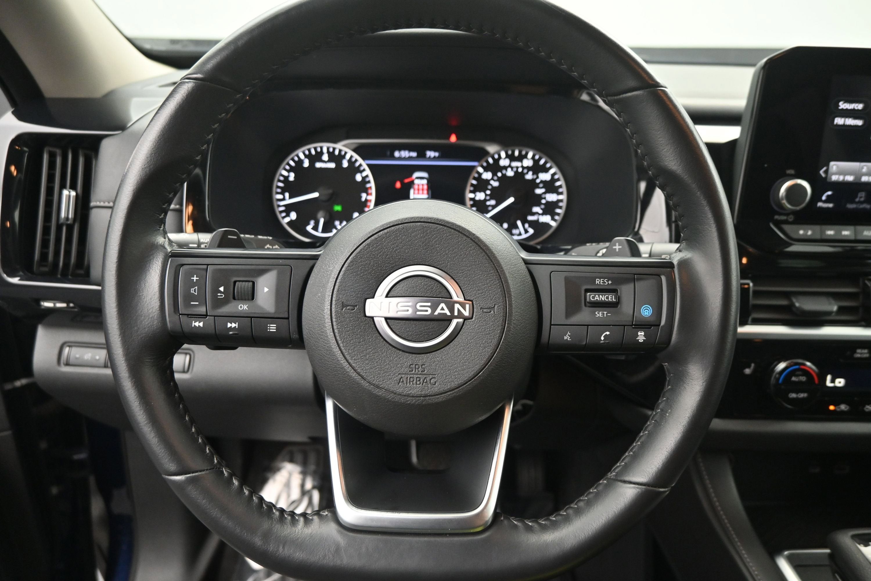 2025 Nissan Pathfinder SV 4WD