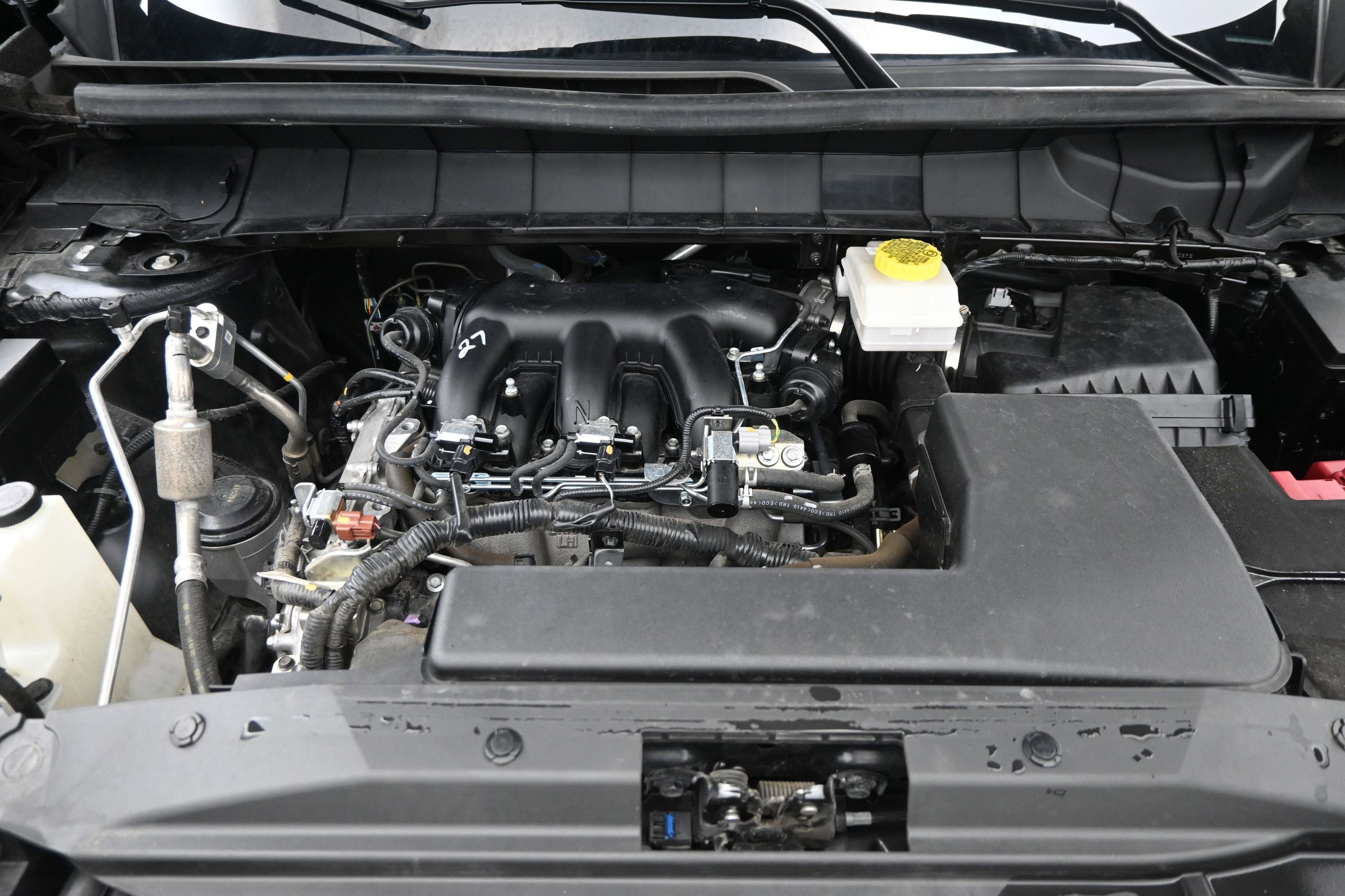 2025 Nissan Pathfinder SV 4WD