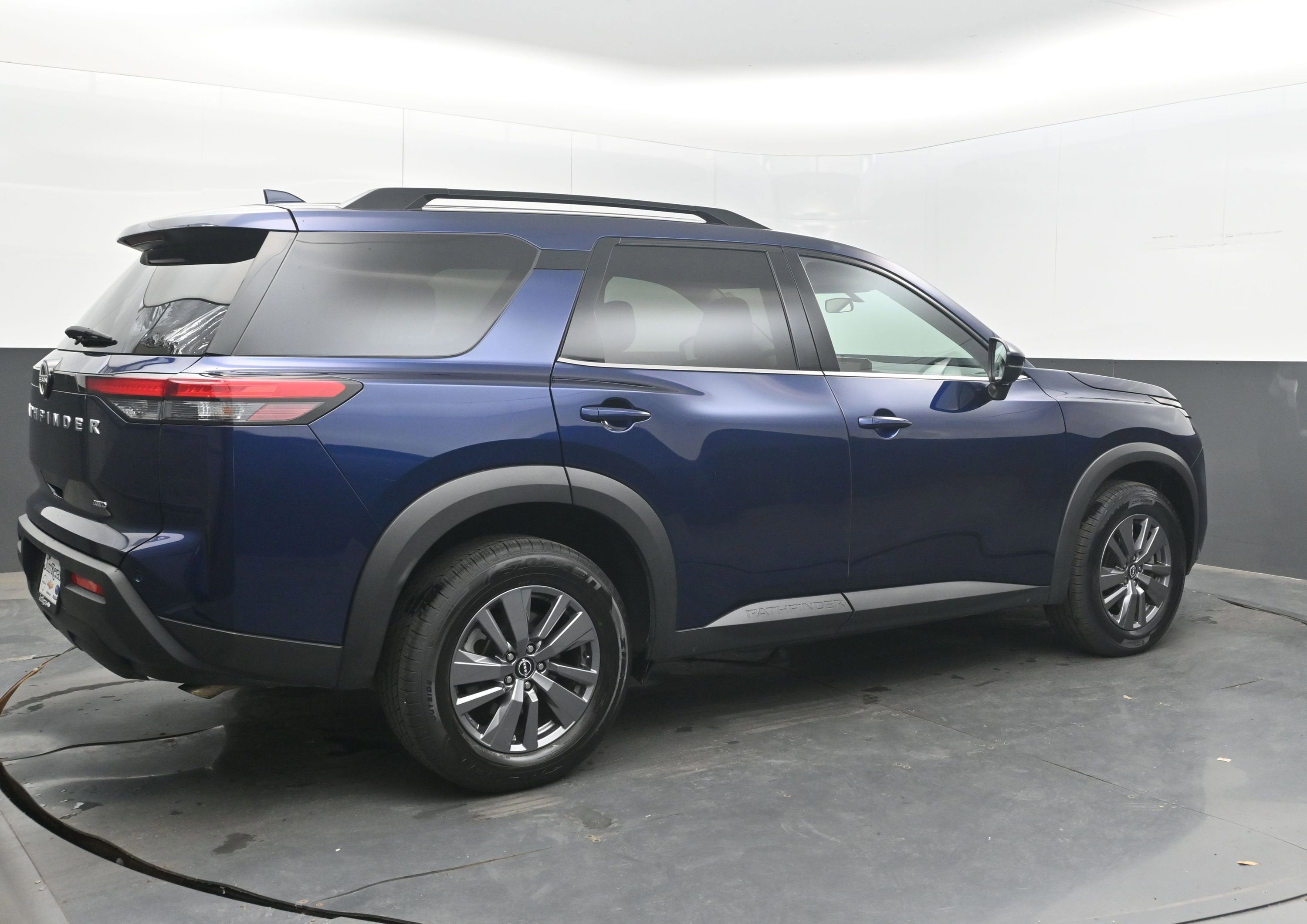 2025 Nissan Pathfinder SV 4WD