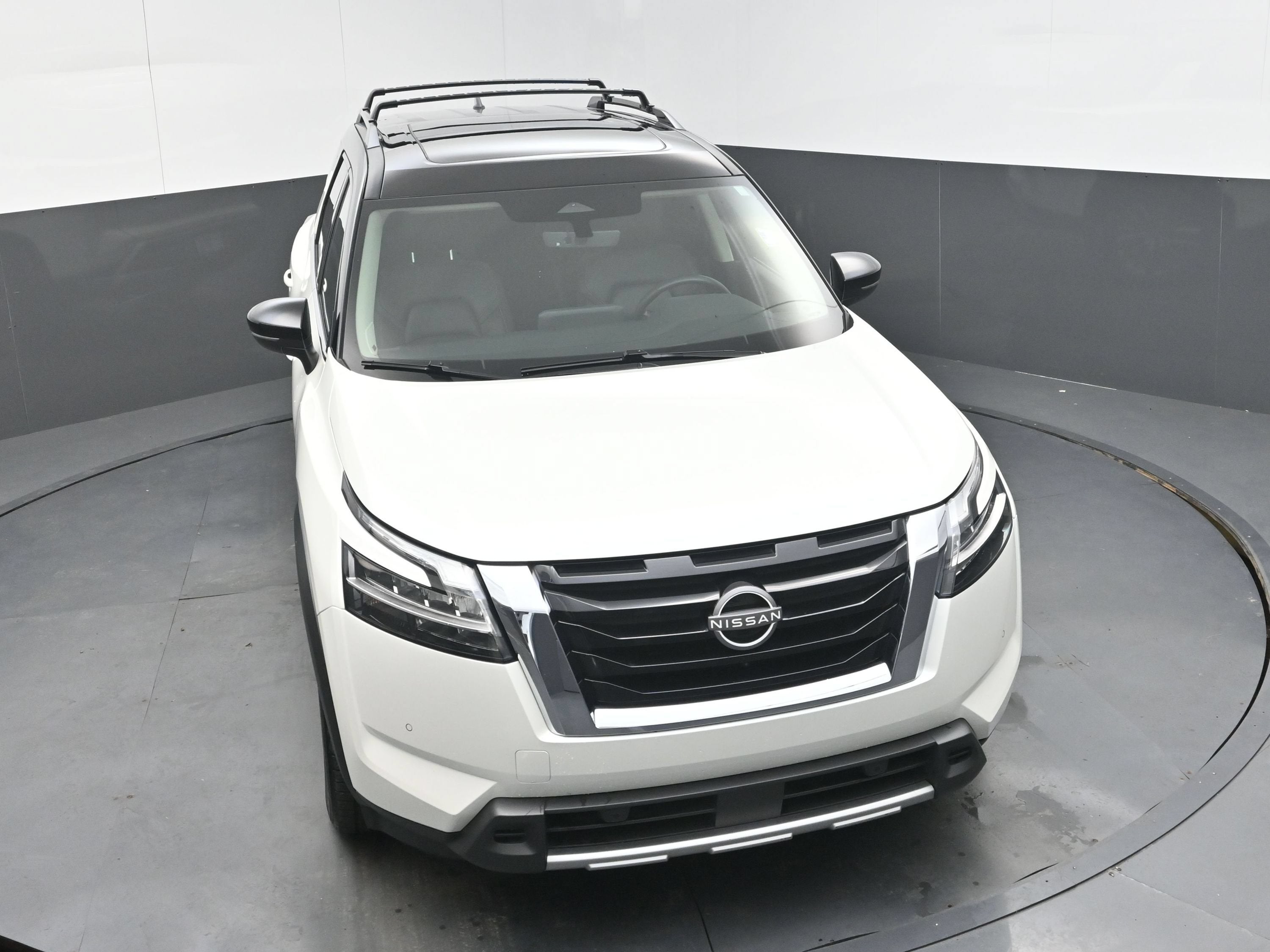 2024 Nissan Pathfinder SL FWD