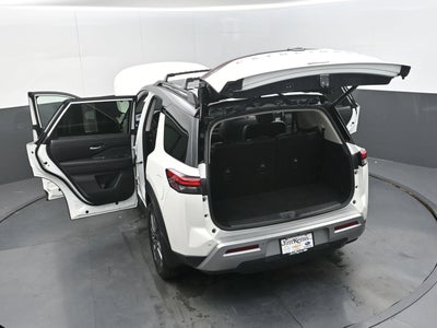 2024 Nissan Pathfinder SL FWD