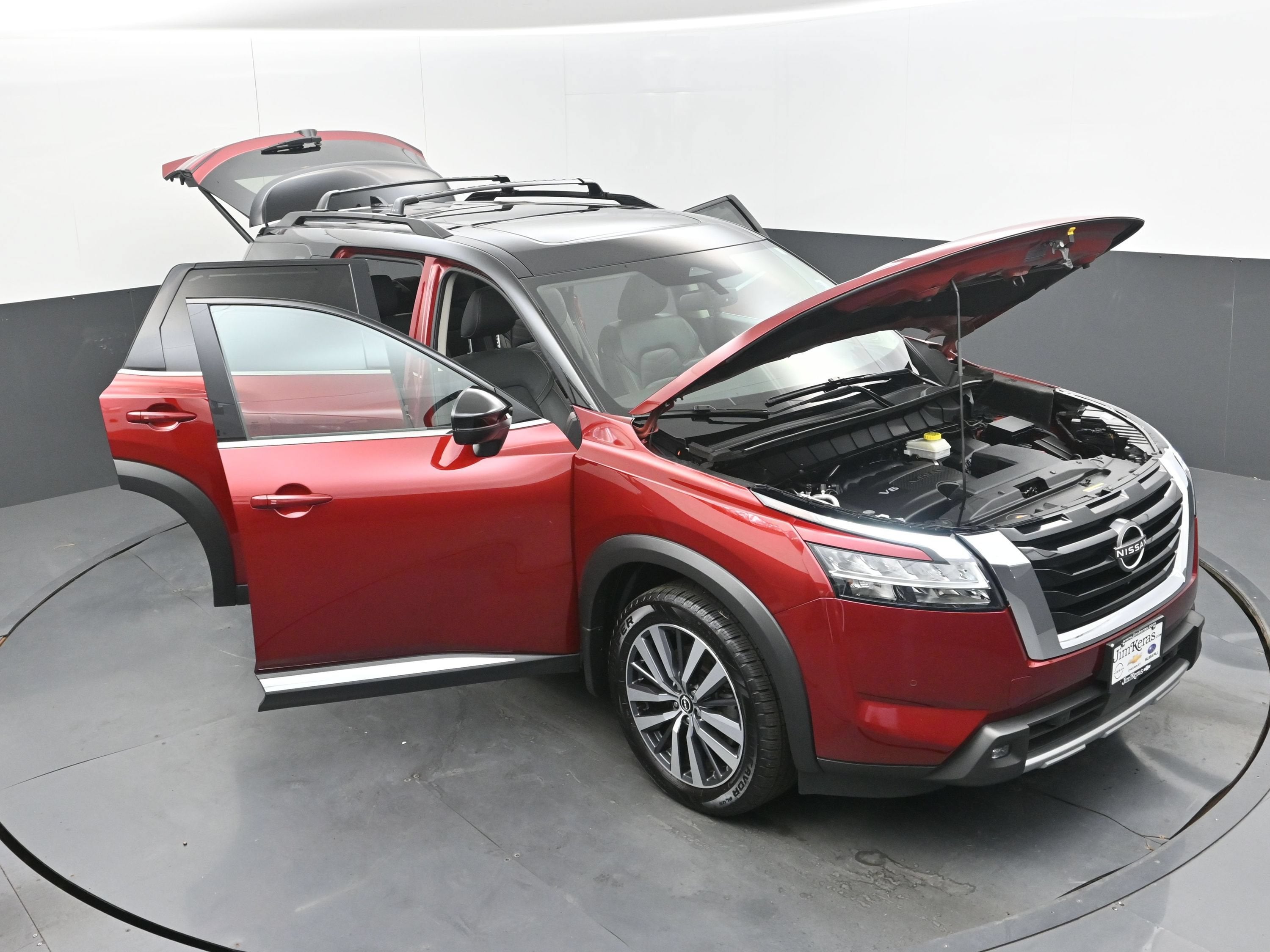 2022 Nissan Pathfinder Platinum 2WD