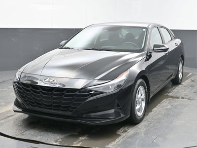 2022 Hyundai Elantra SE