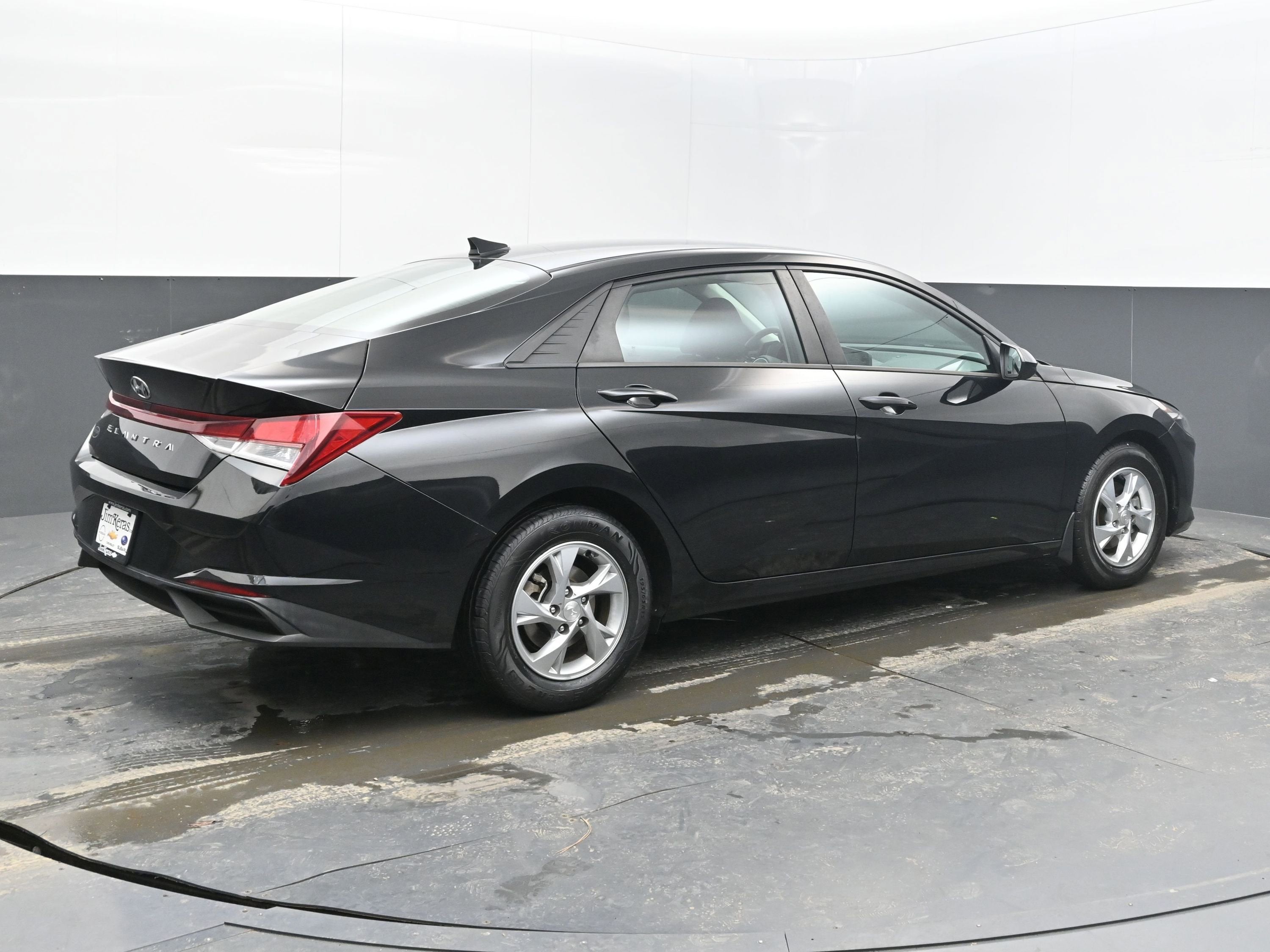 2022 Hyundai Elantra SE