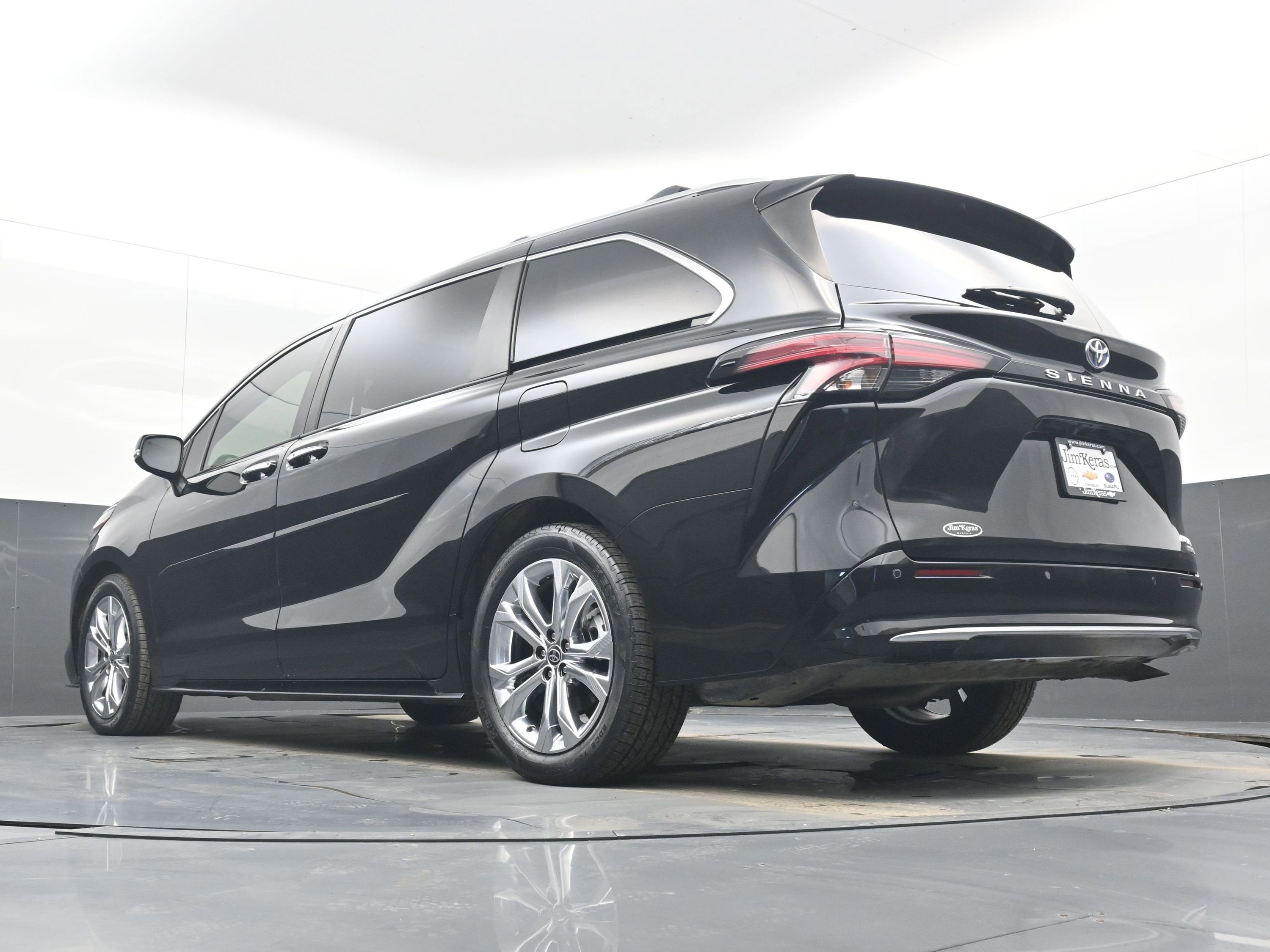 2022 Toyota Sienna Platinum