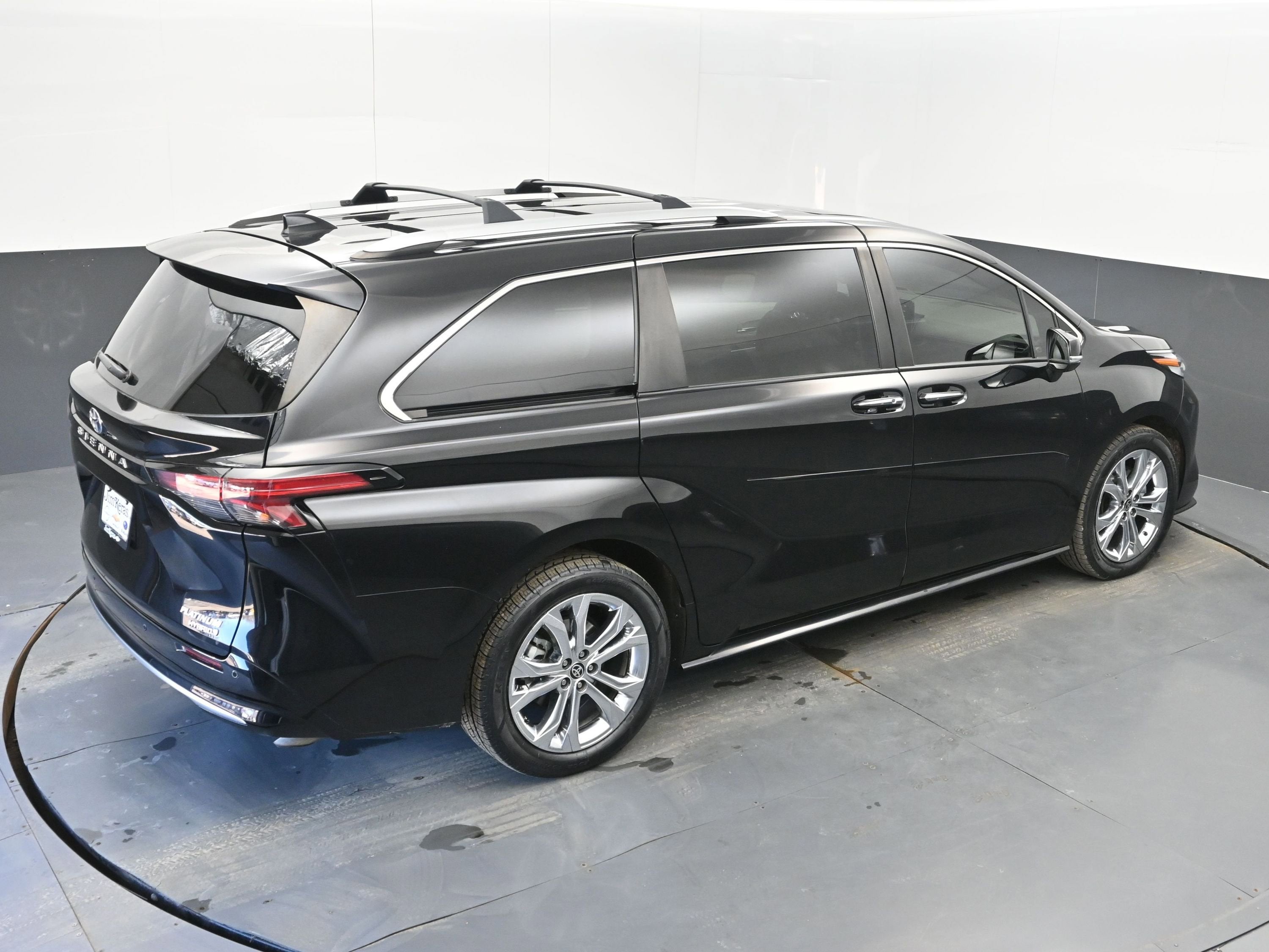 2022 Toyota Sienna Platinum