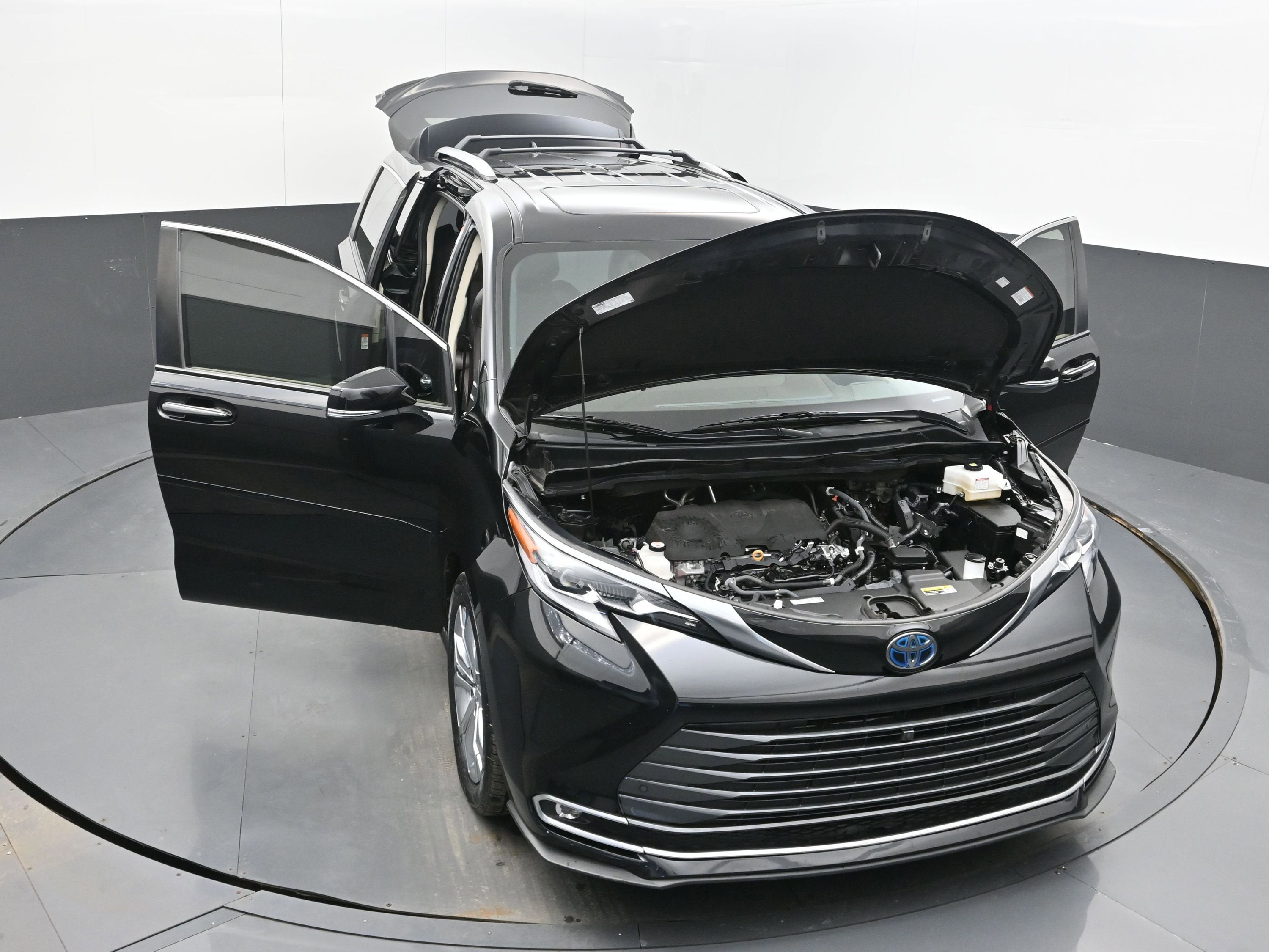 2022 Toyota Sienna Platinum