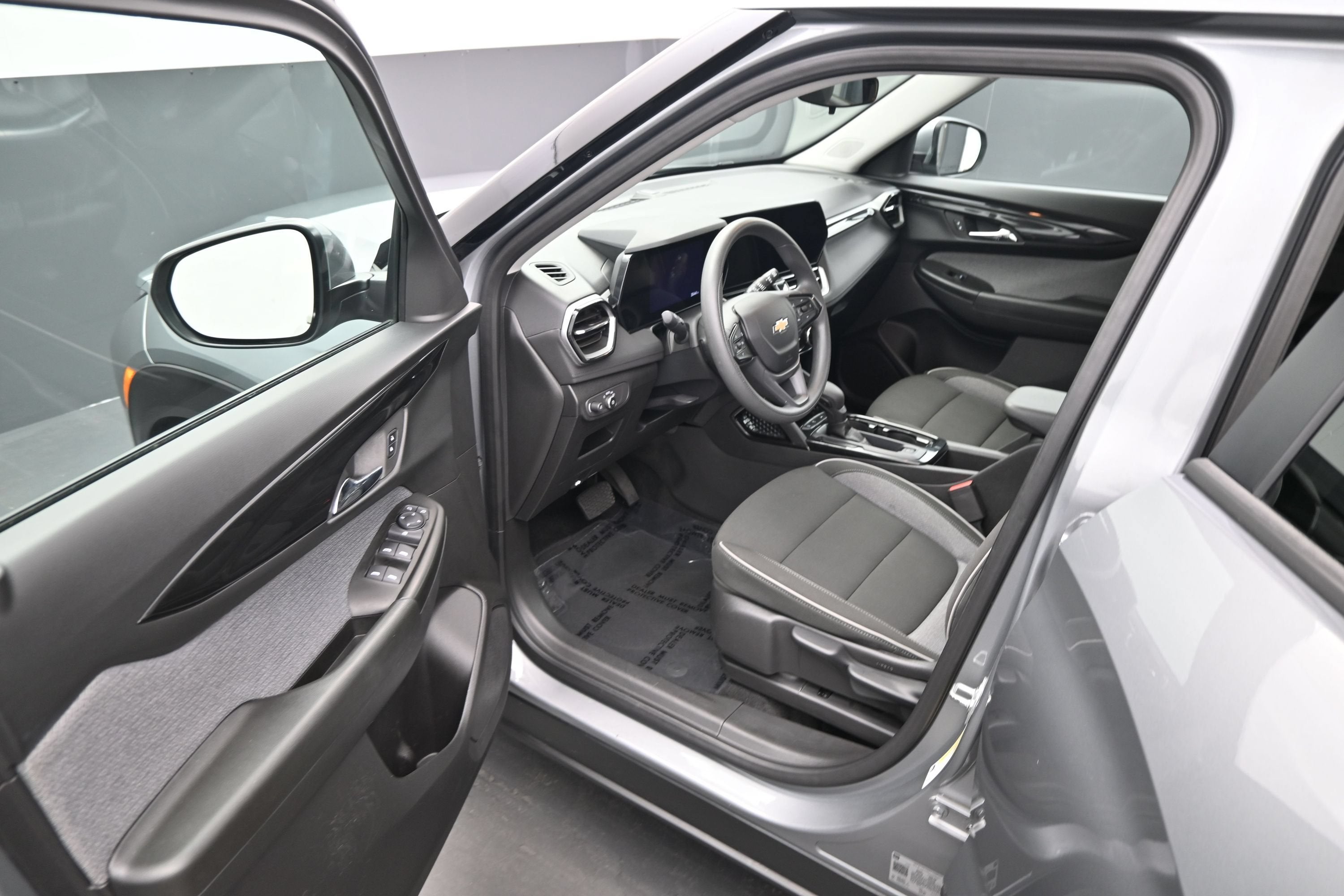 2025 Chevrolet Trailblazer LT - Photo 10