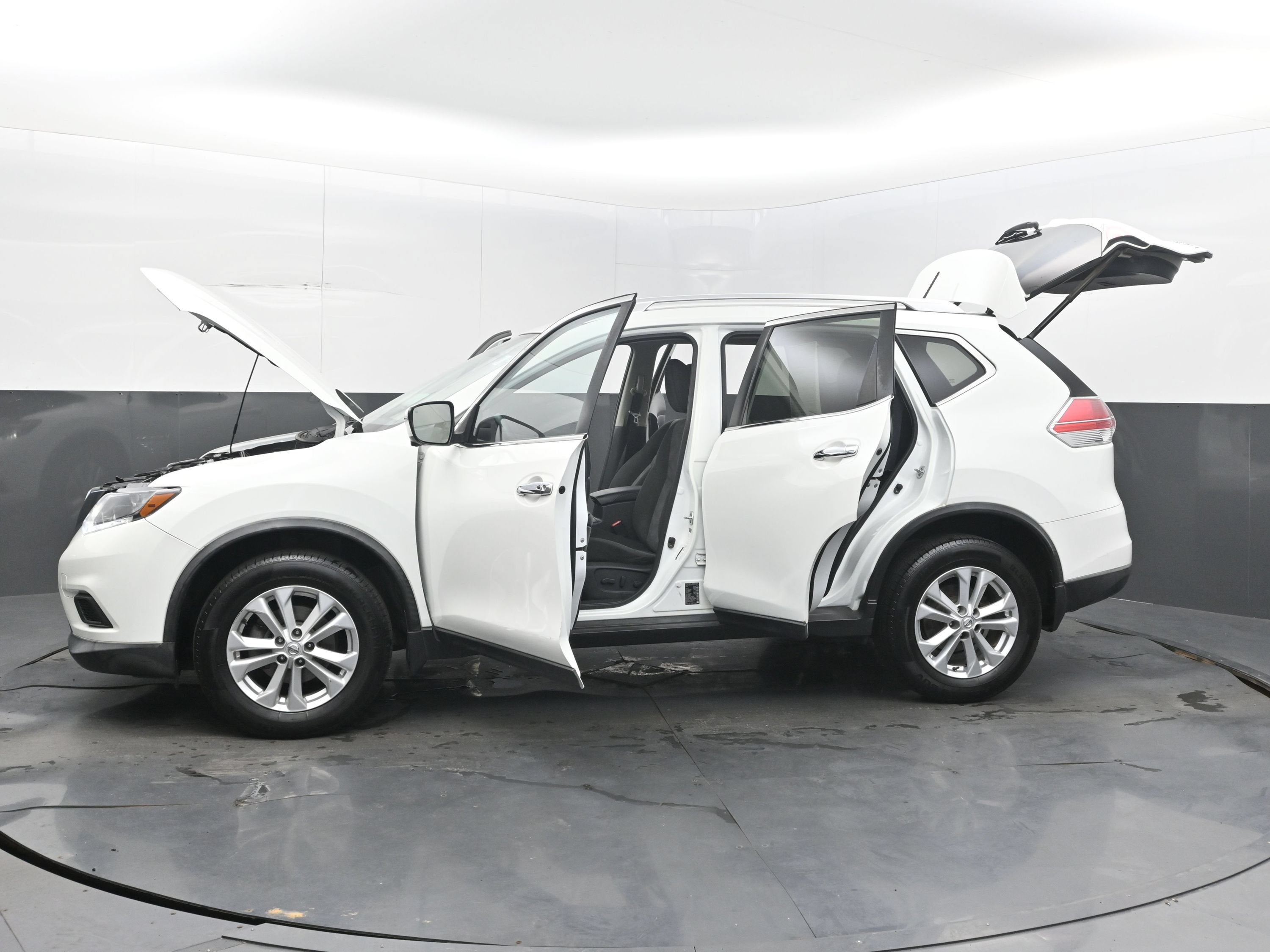 2016 Nissan Rogue SV